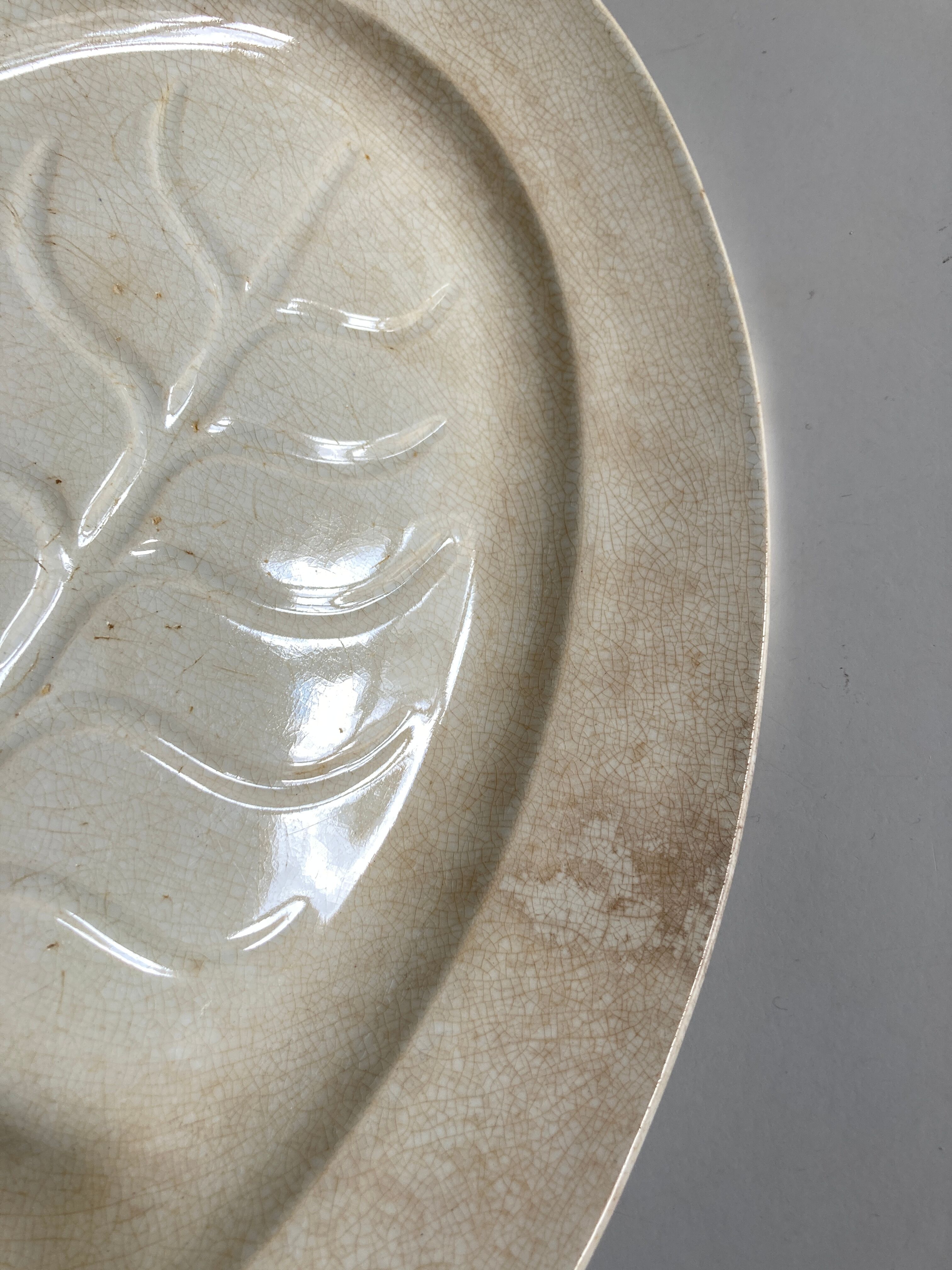 Poultry dish in earthenware Creil and Montereau