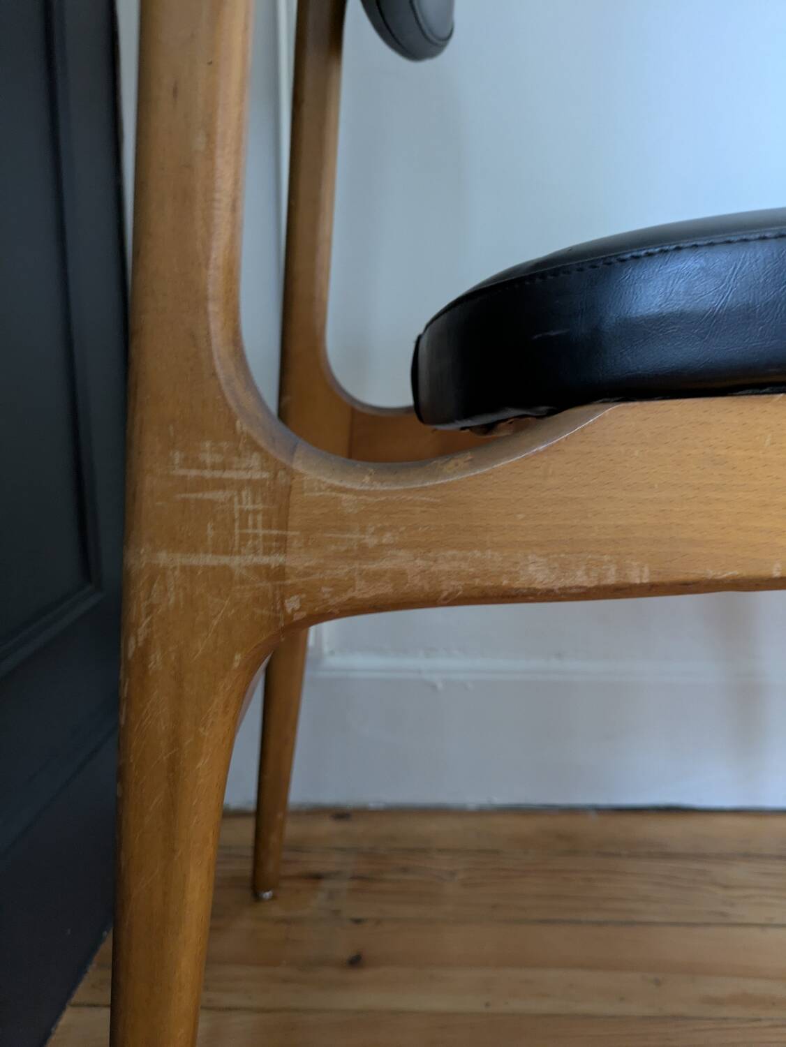 Set of Stella chairs