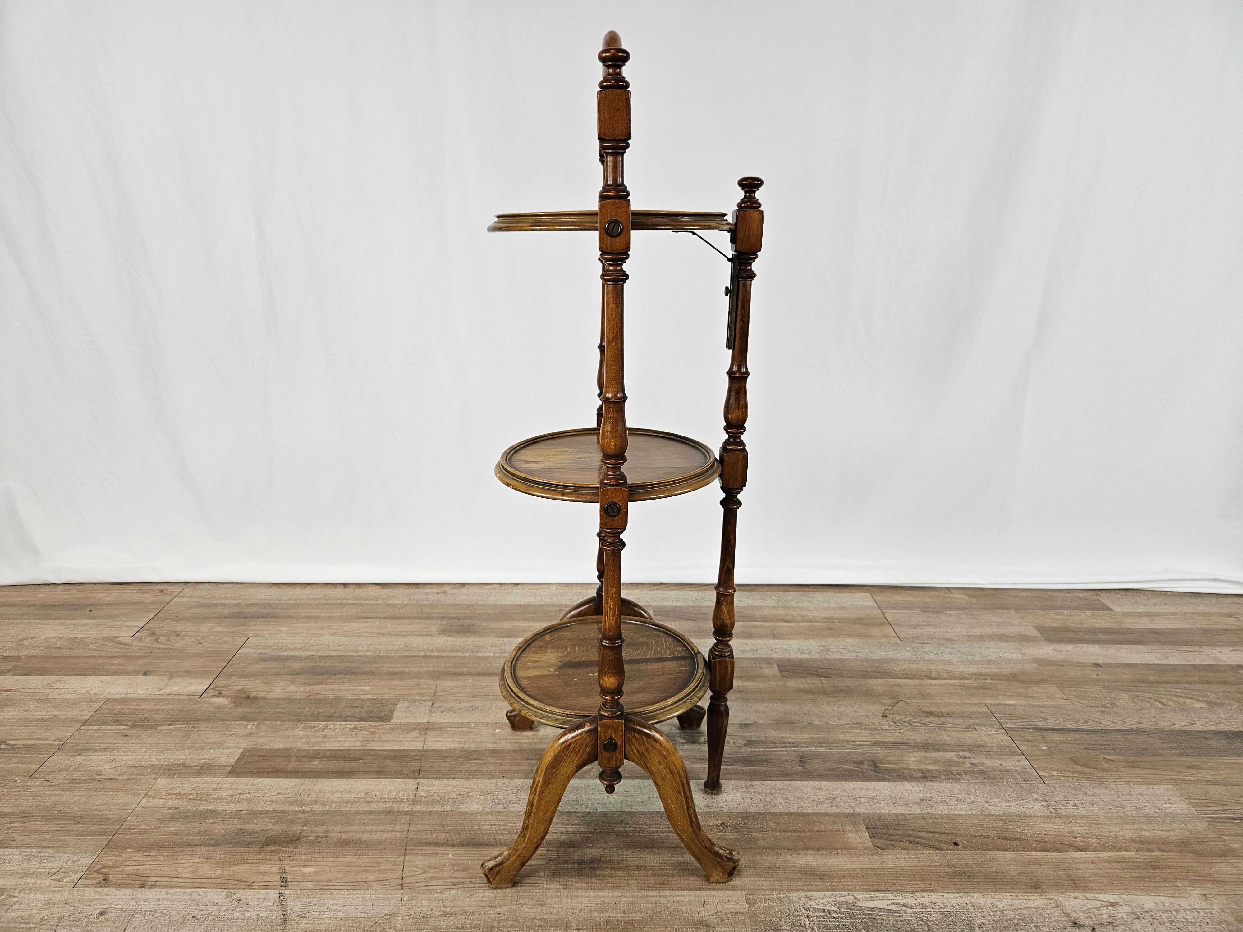 70s coffee table in walnut with closable shelves