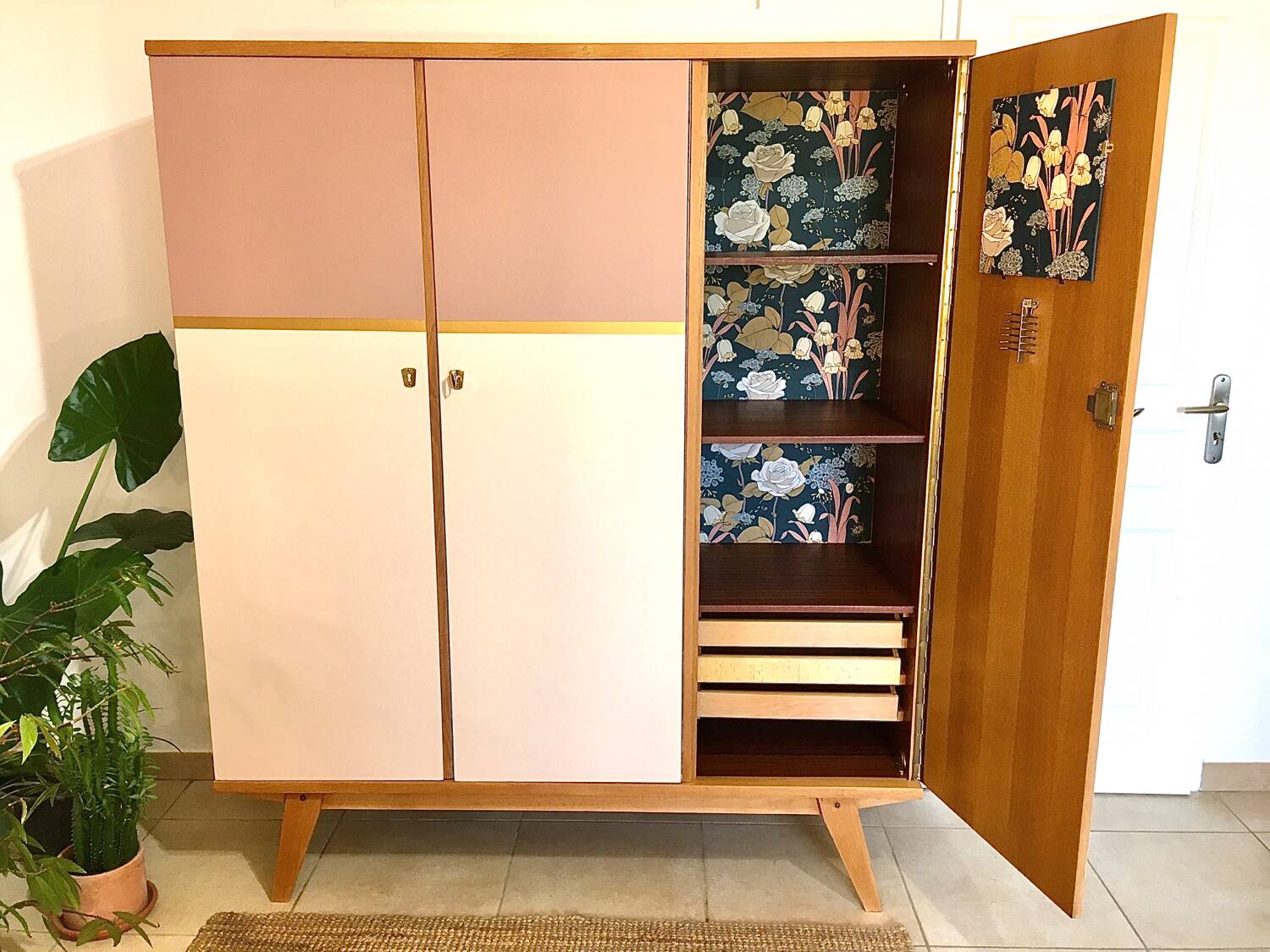 3 door wardrobe 70's