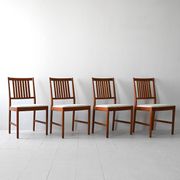 Lot de 4 chaises suédoises