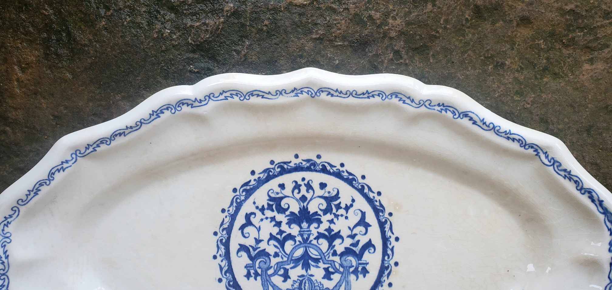 Plat ovale Gien