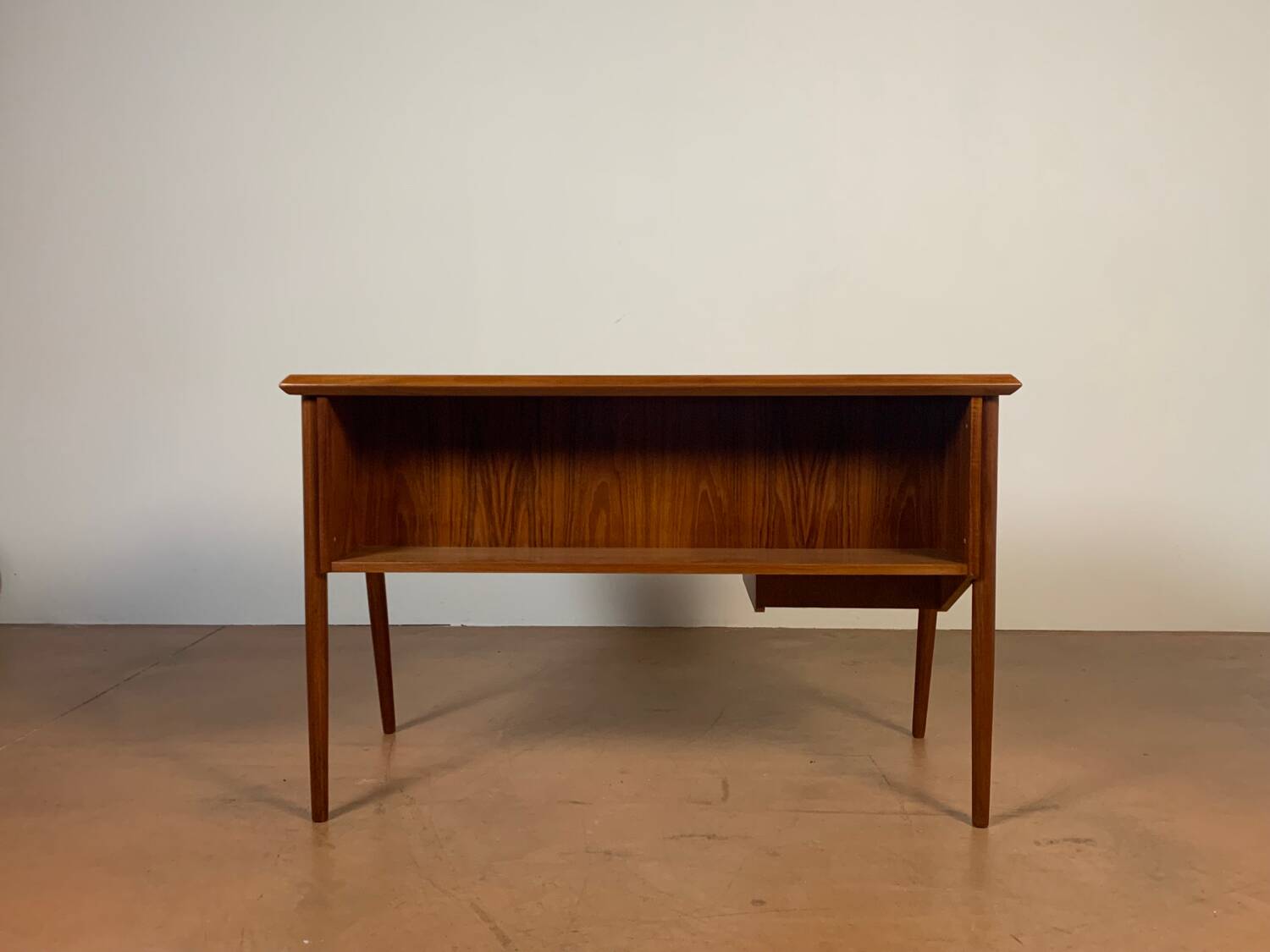 Office Gunnar Nielsen Tibergaard