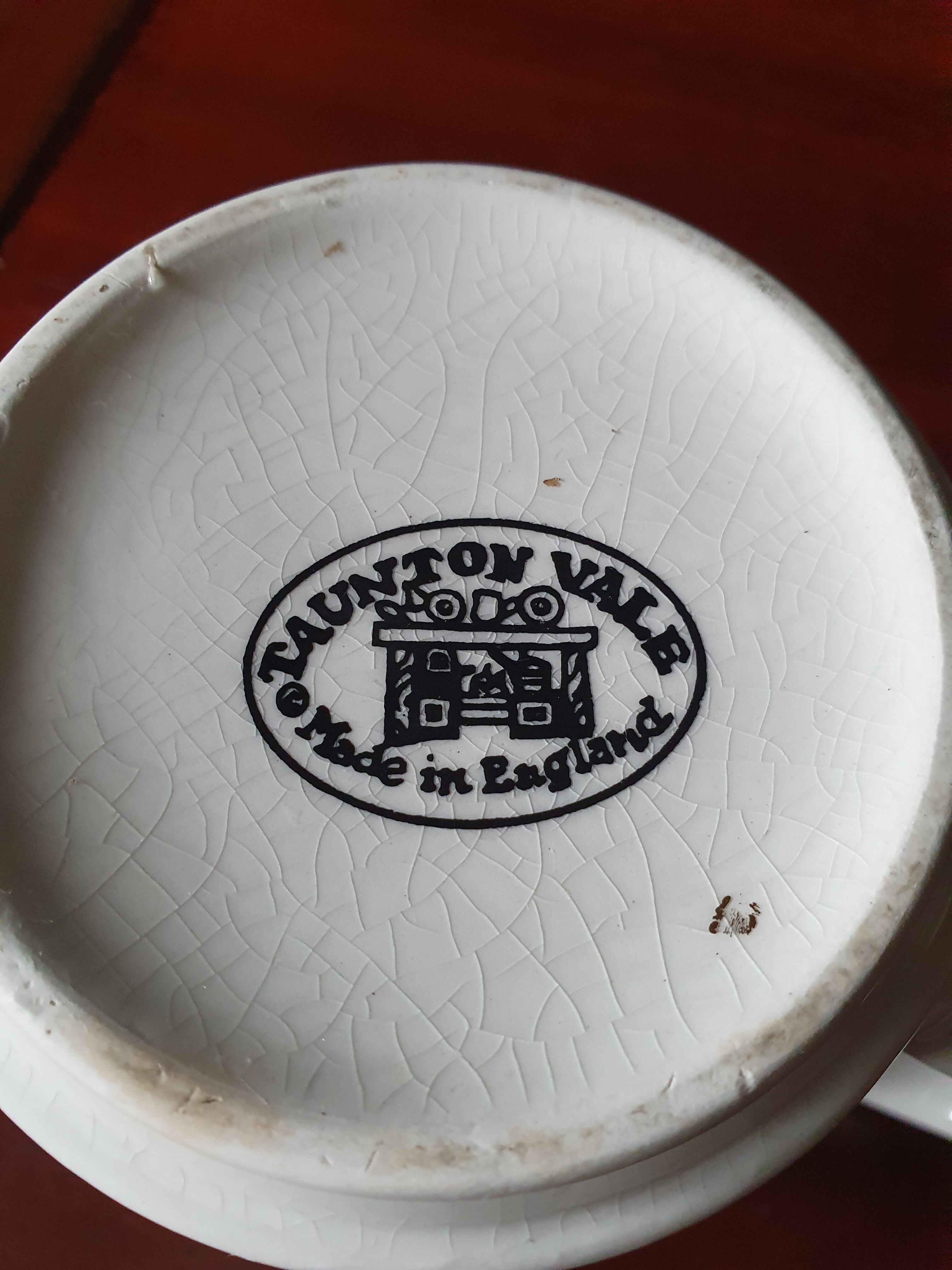 Tea pot