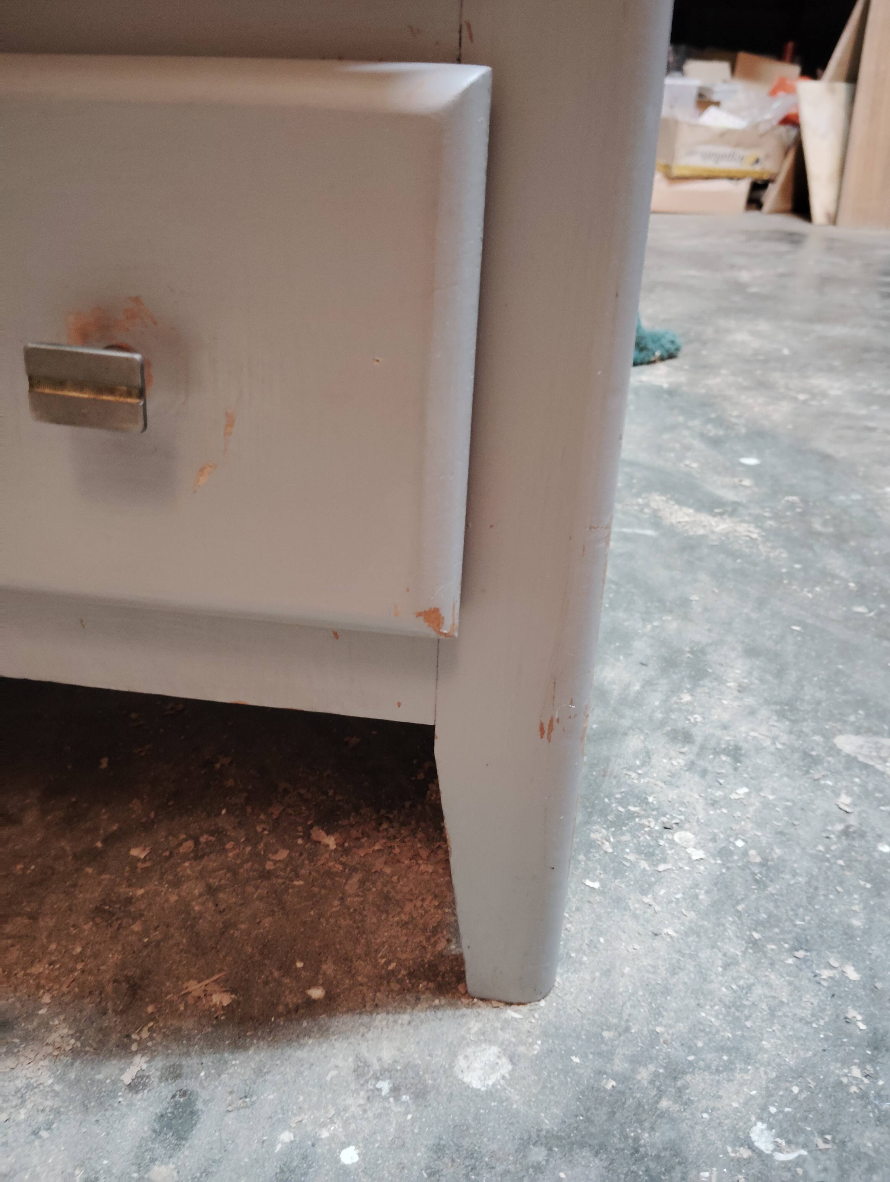 Petite commode vintage