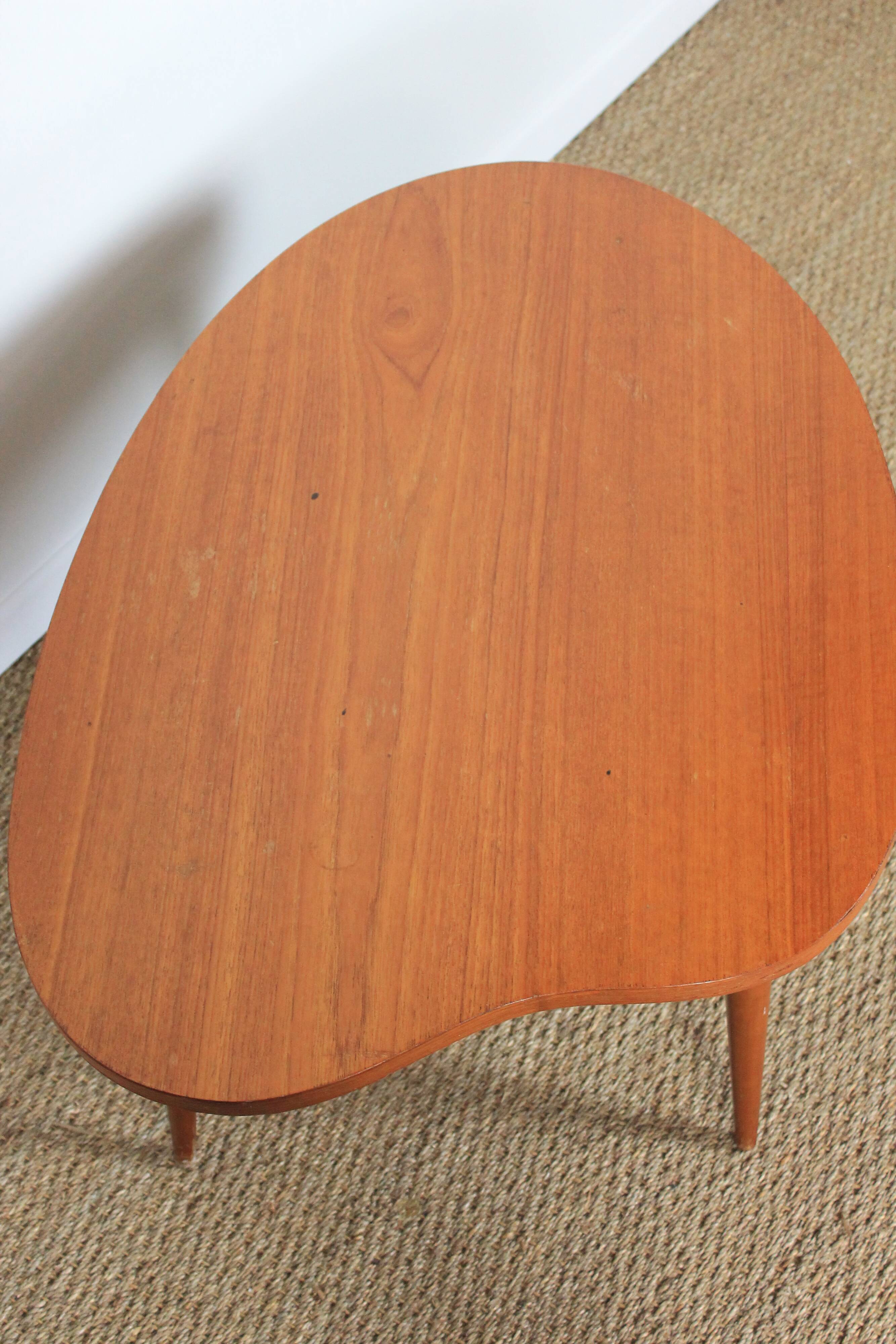 Table basse tripode