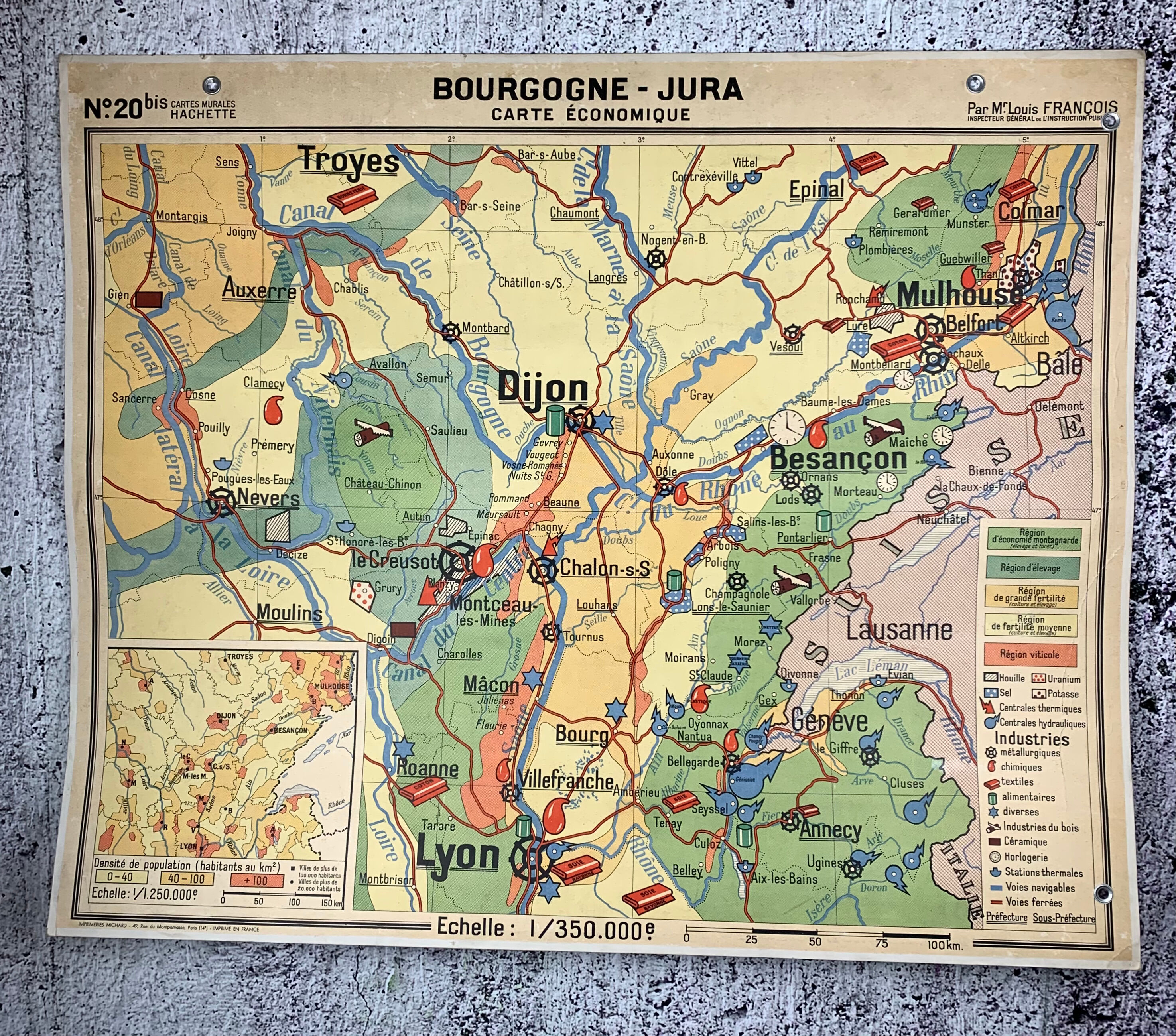 Hachette old school map