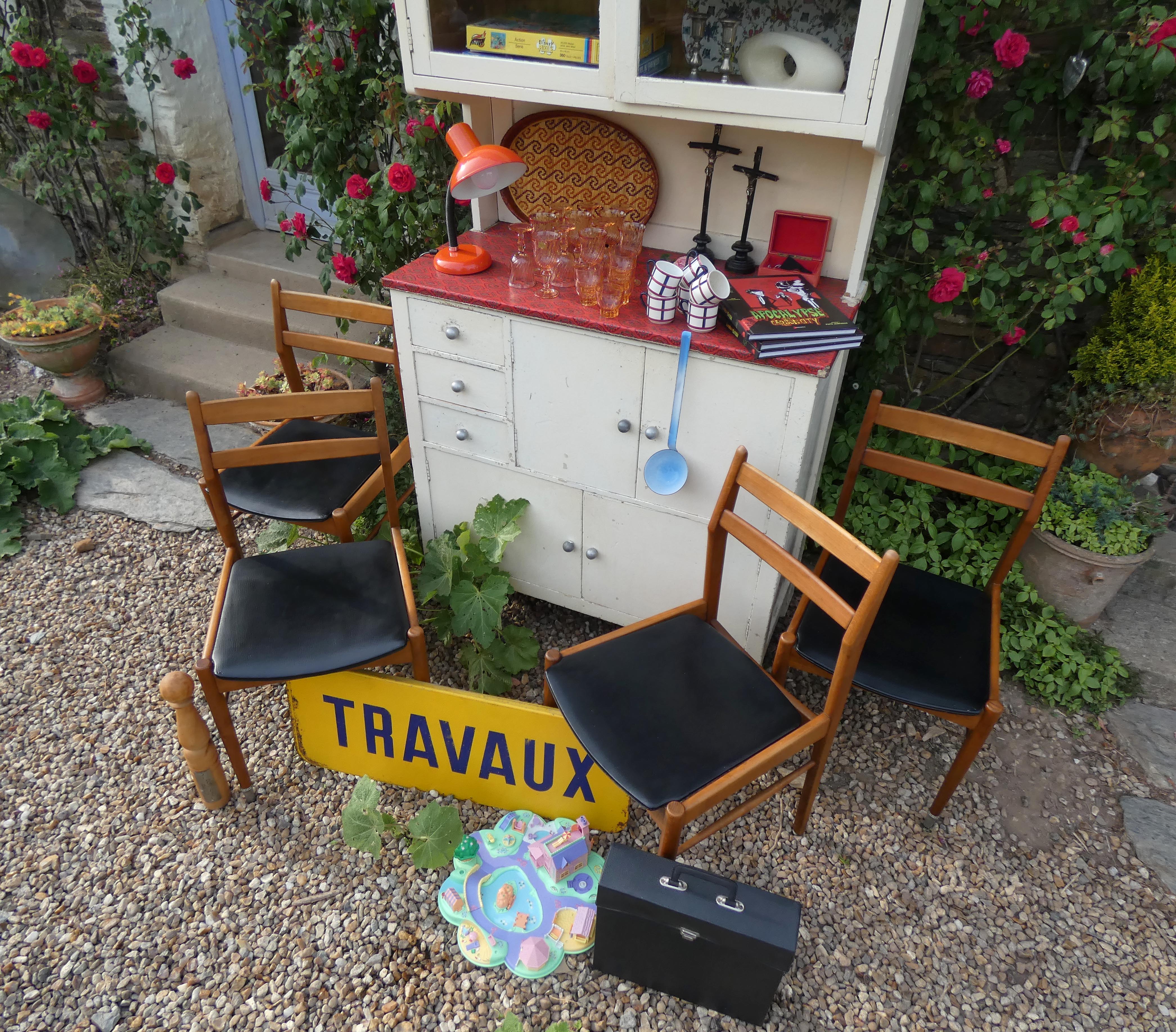 Set of 4 scandinavian chairs