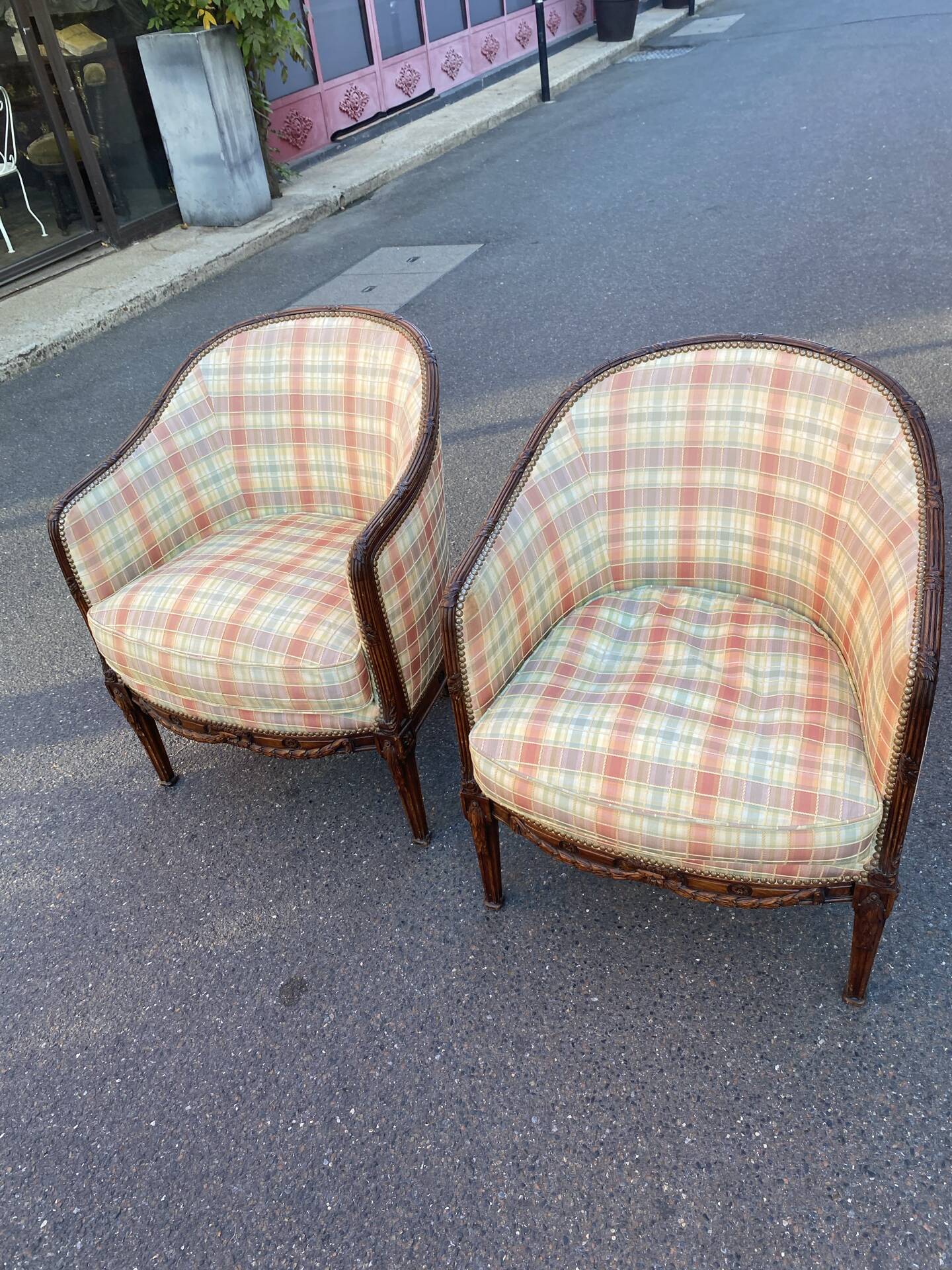 Pairs of armchairs
