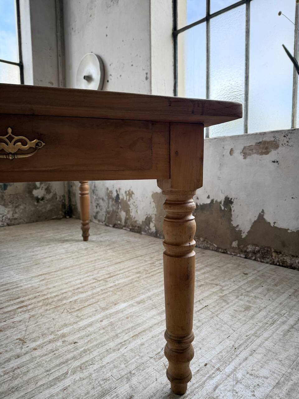 Table de ferme en merisier