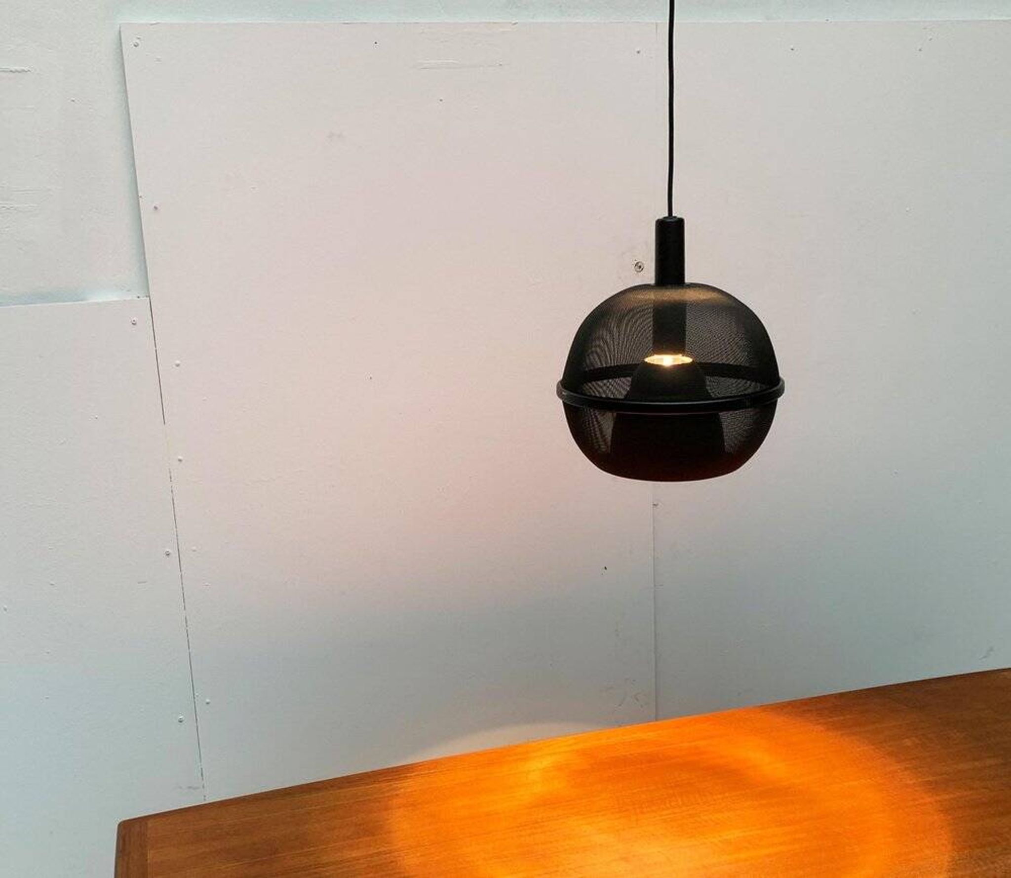 Suspension Allemande de Plafond en Maille Space Age par Roger Tallon pour Erco