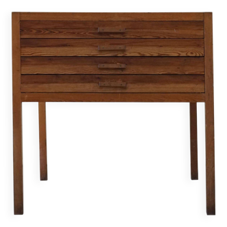 Large Danish drawing cabinet from the mid-century in pine and beech, 1960s.