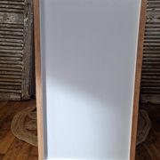 Commode blanche et bois