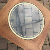 Table basse ronde en verre et dorée, années 1960
