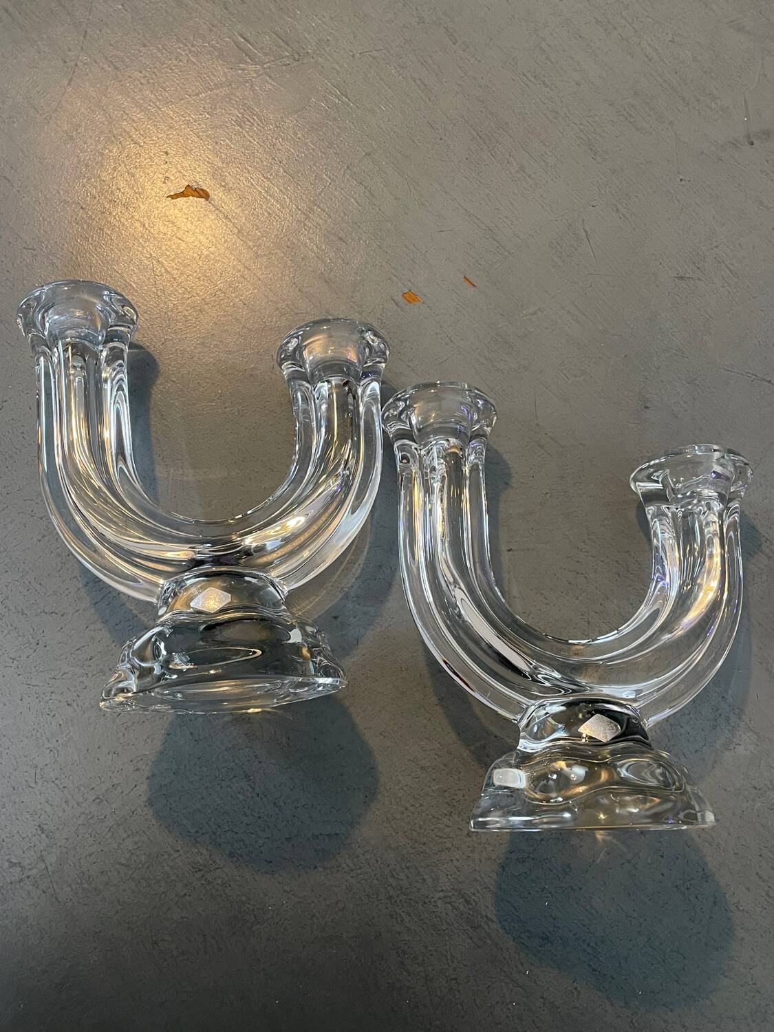 Paire de chandeliers Cristal de Vannes, collection « Le Chatel »