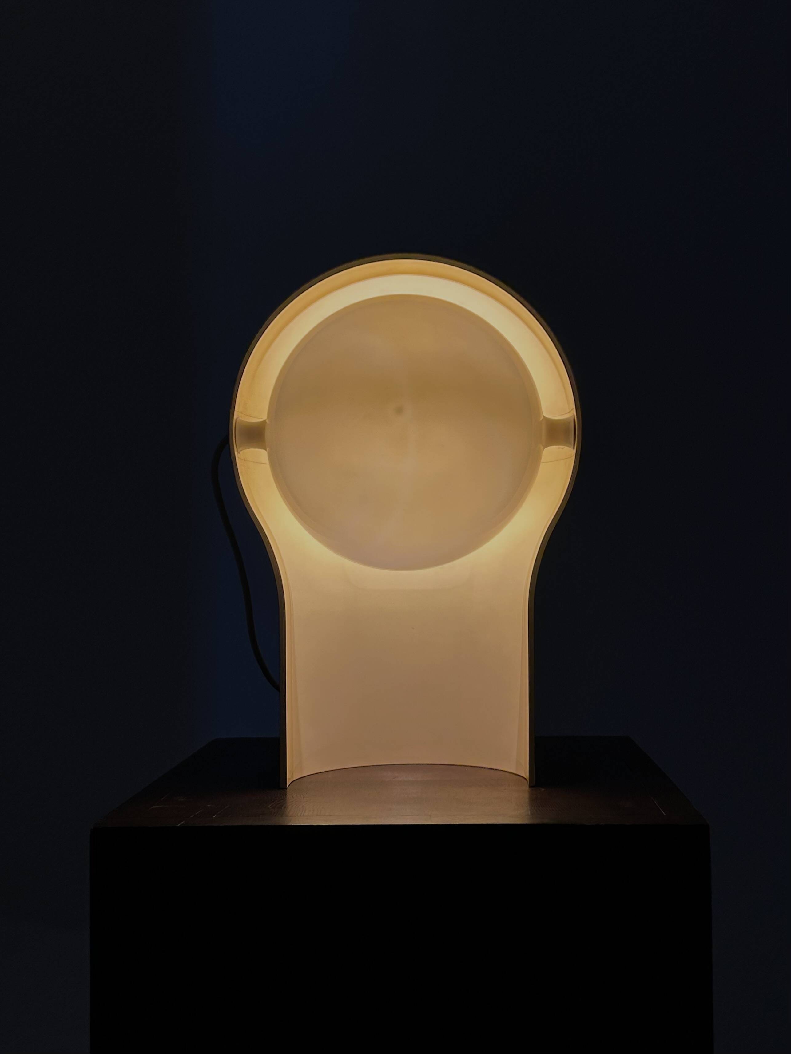 Lampe de table Telegono par Vico Magistretti pour Artemide