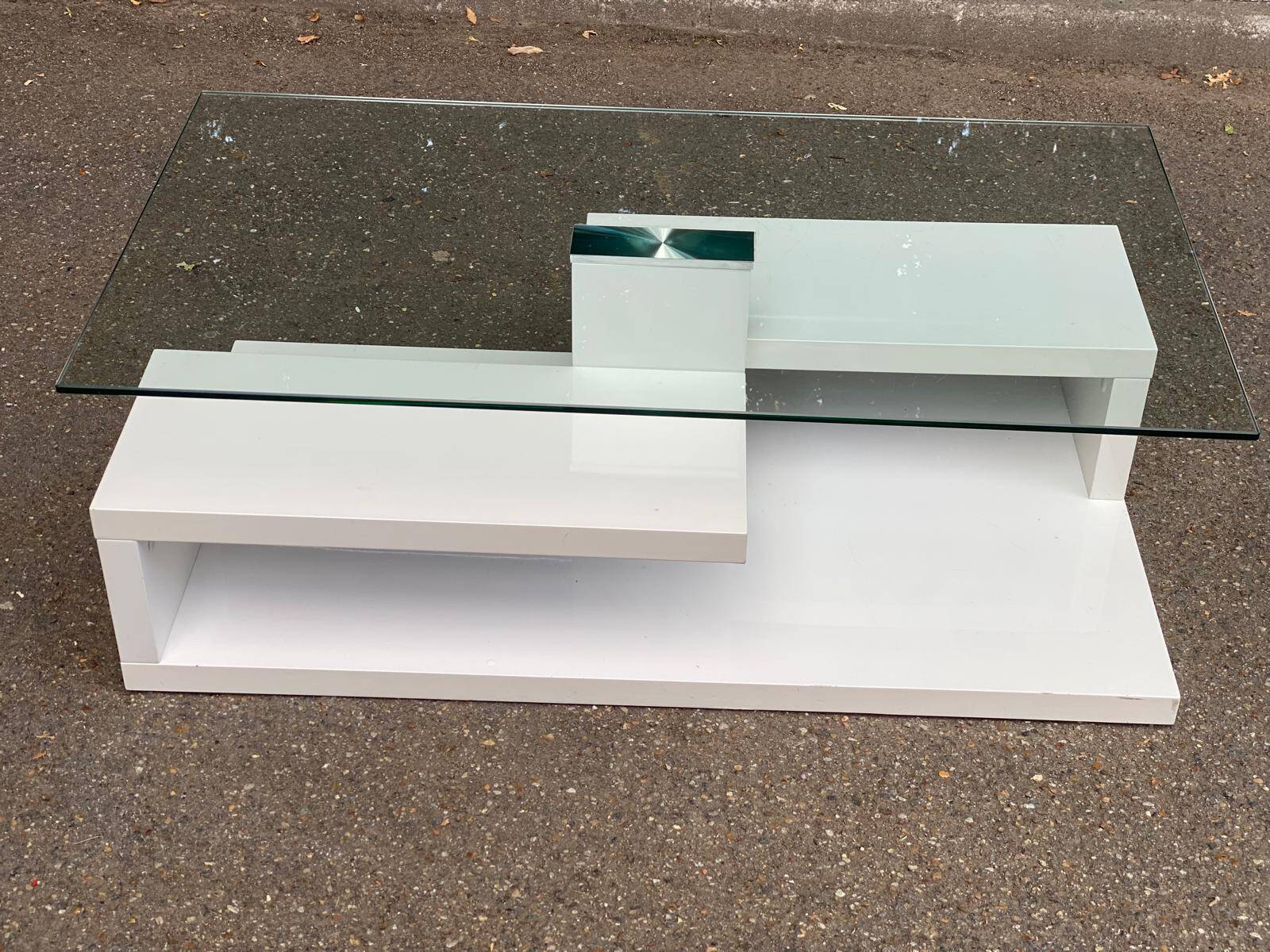 Glass and white lacquered coffee table