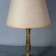 Ancien flambeau bronze laiton monté en lampe avec abat-jour, 44 cm C676