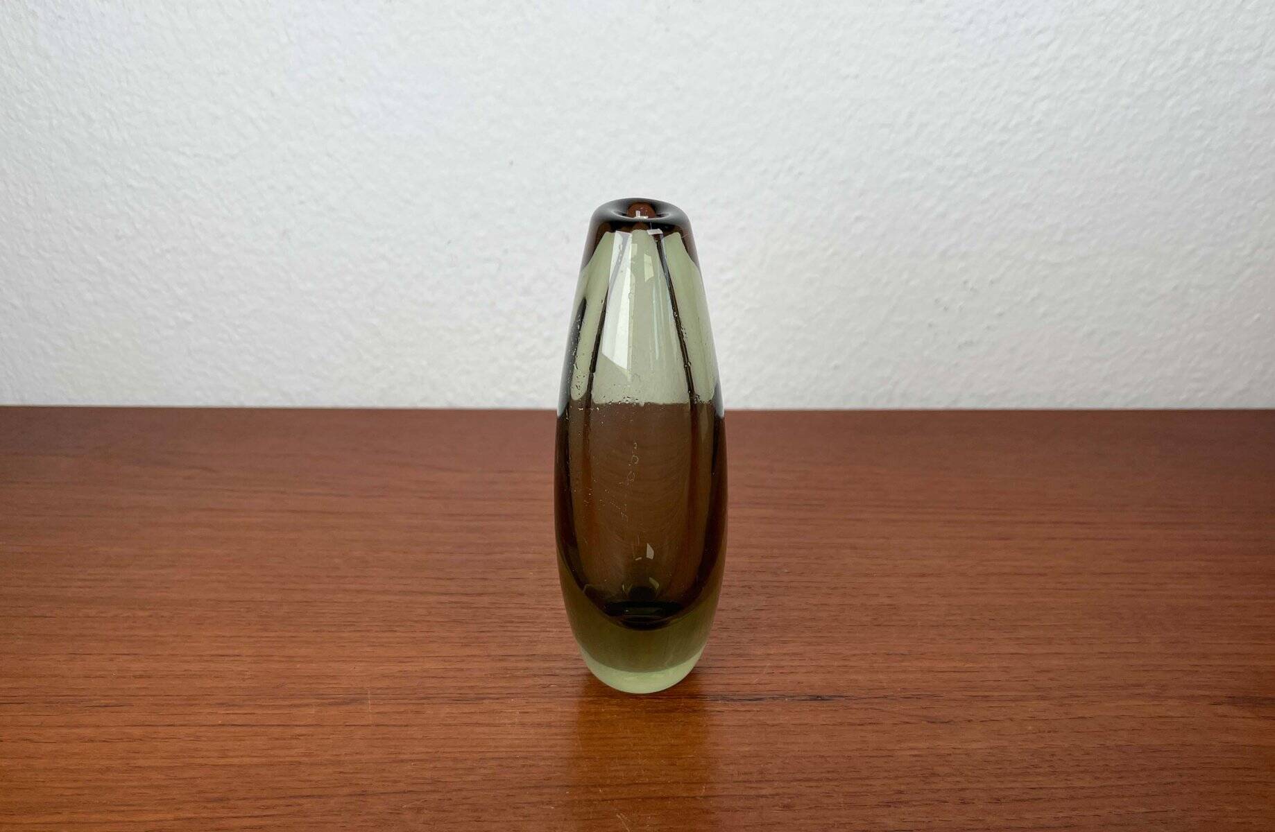 Danish glass vase in mid-century style by Per Lütken for Holmegaard, 1960s.