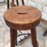 2 tabourets de bar en bois massif