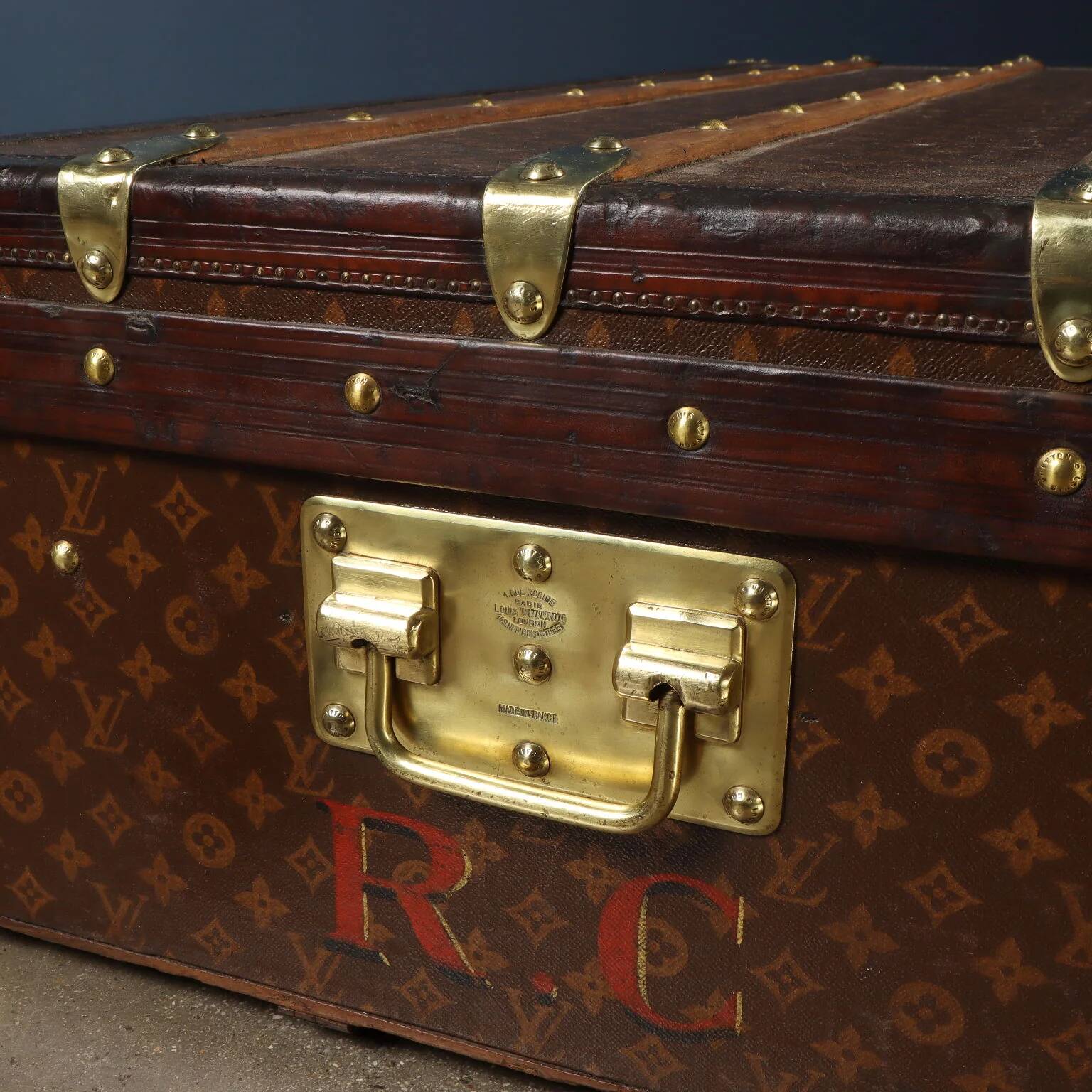 Louis Vuitton antique wardrobe in jacquard canvas 1910
