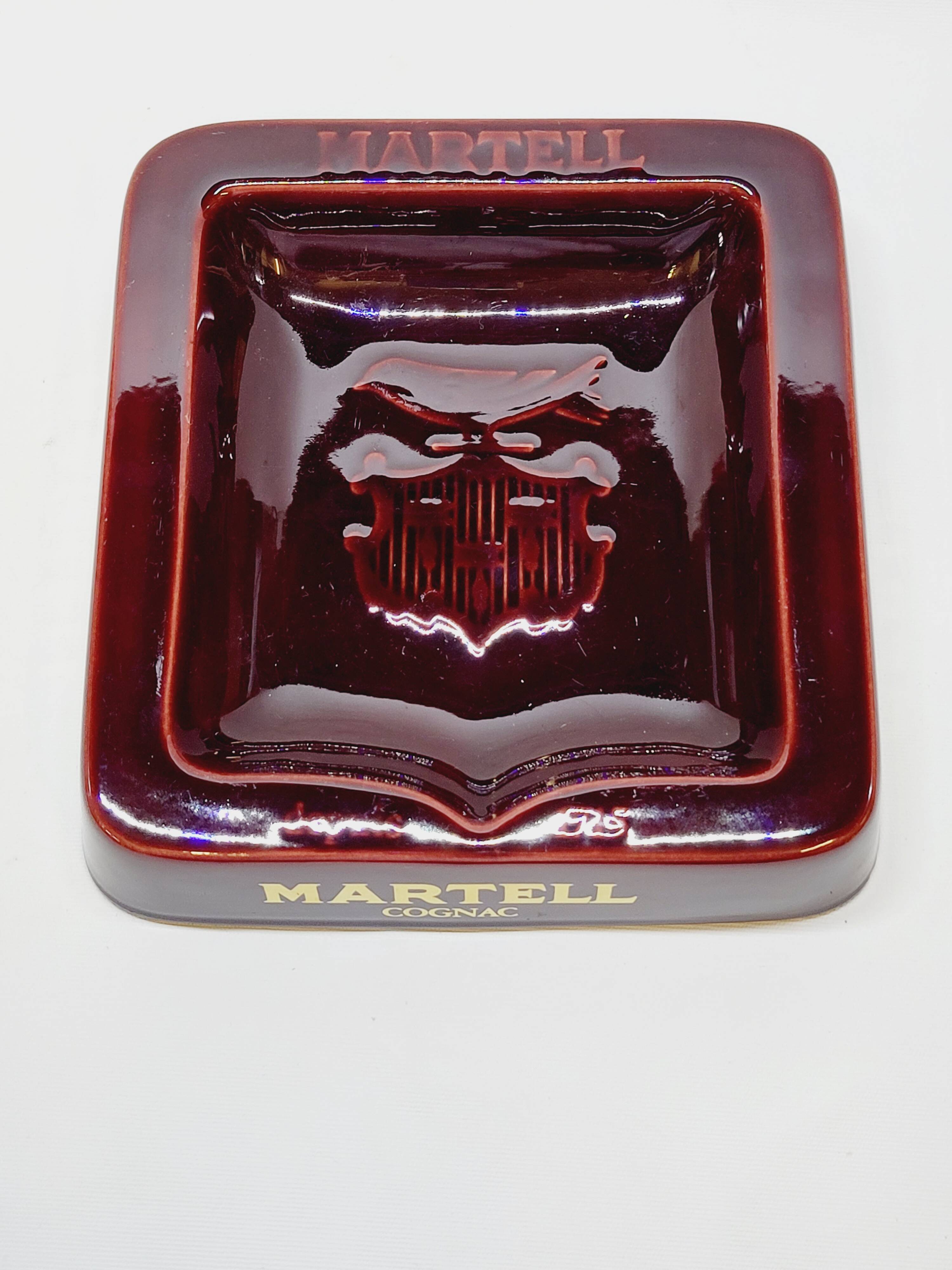 Imposing ceramic advertising ashtray Martell Cognac