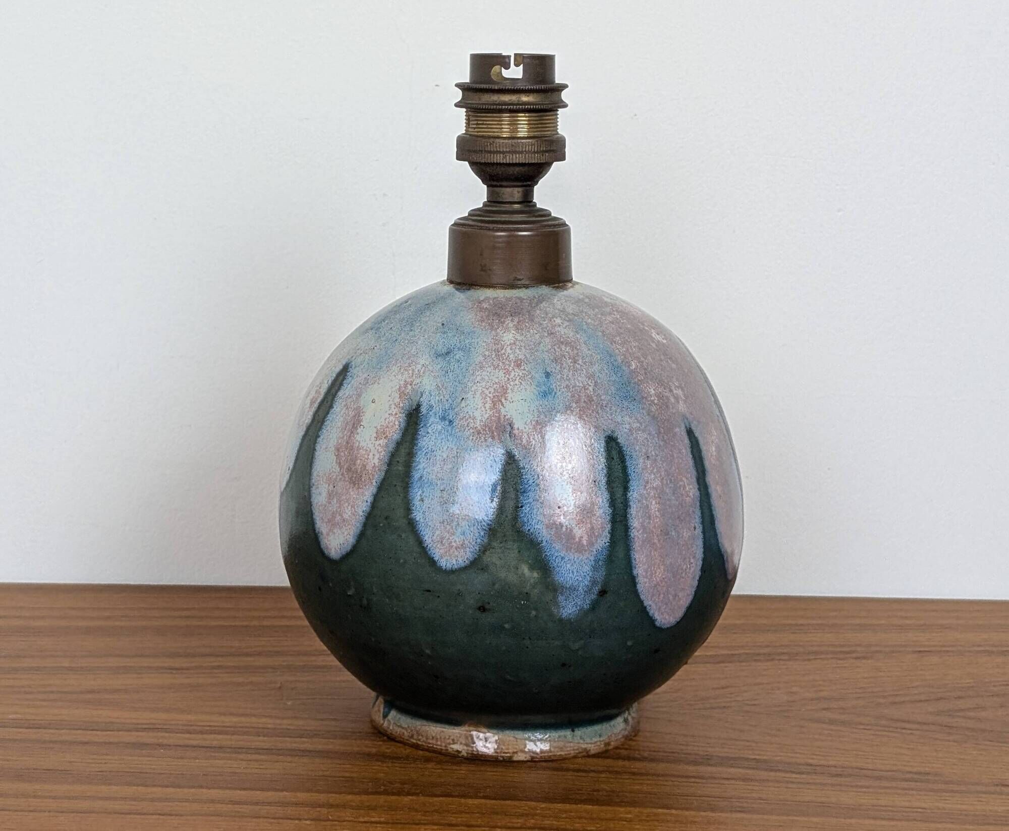 Ceramic lamp base