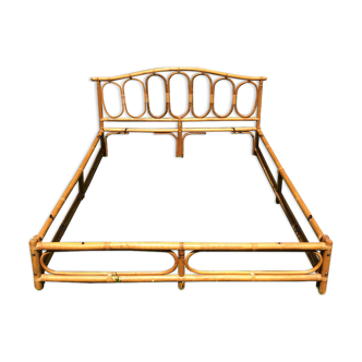 Rattan bed