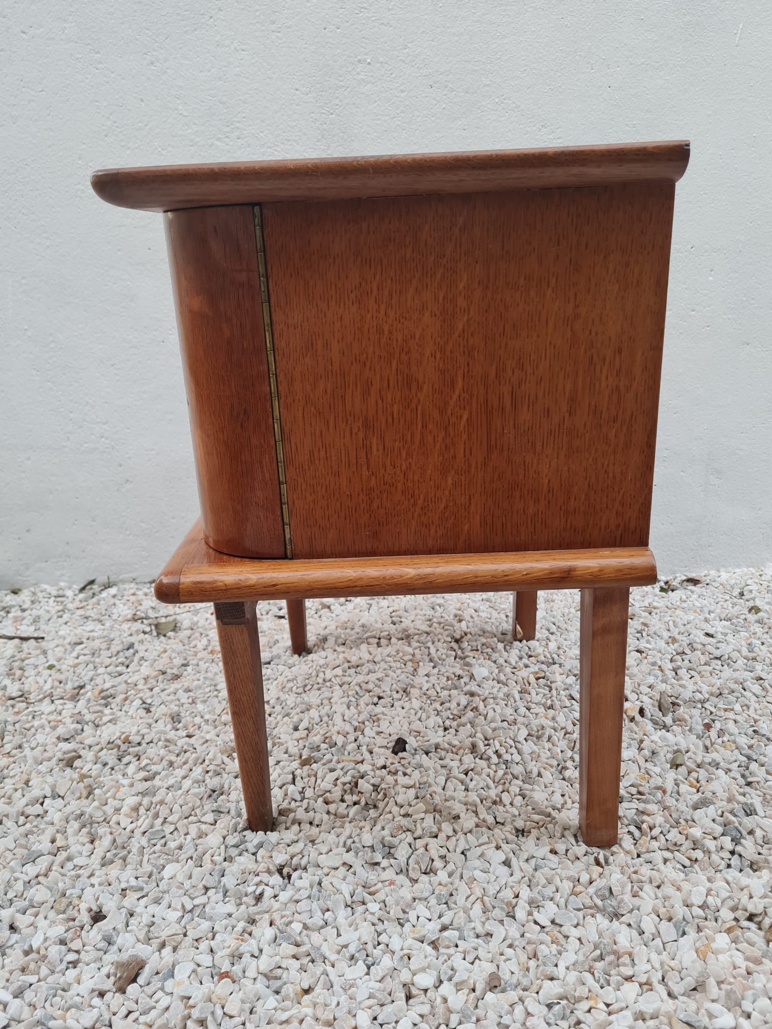 Bedside foot compass 1960