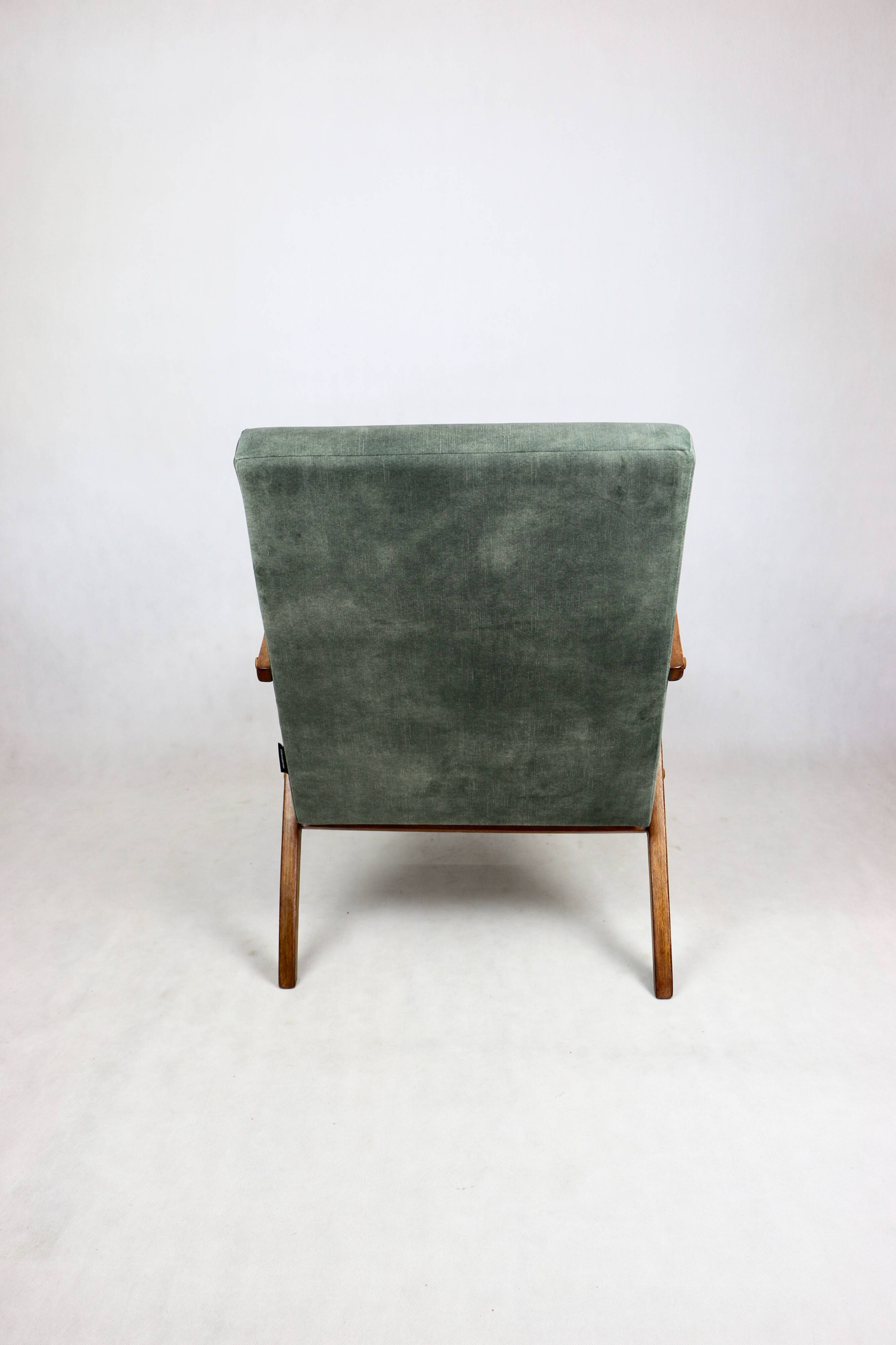 B-310 VAR green olive velvet armchair