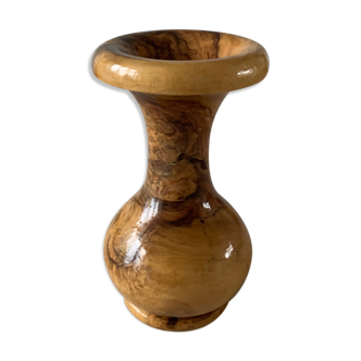 Walnut bramble vase