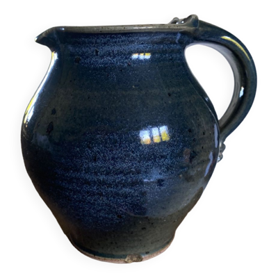 Carafe bleue en céramique grès émaillé signé