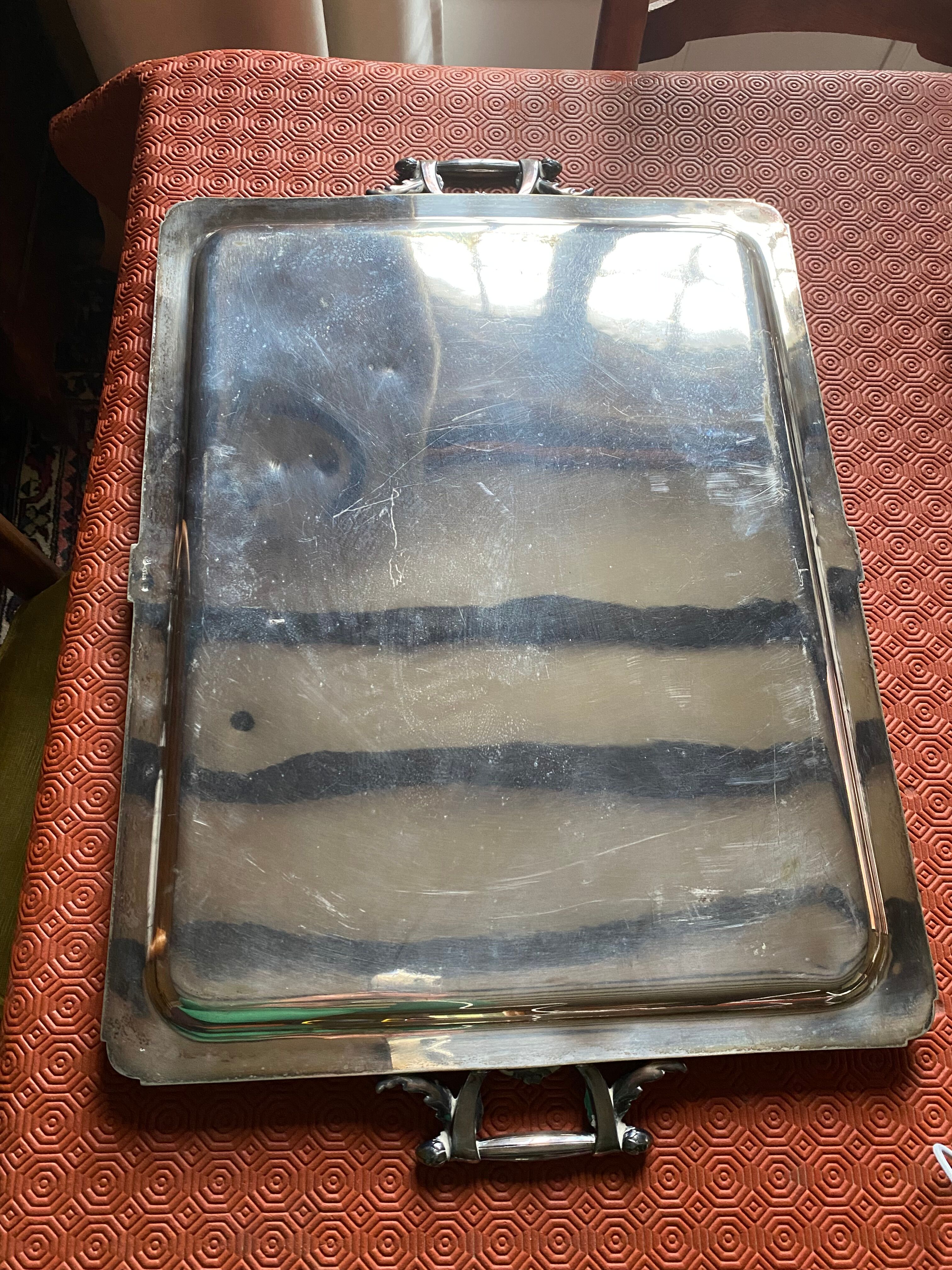 Rectangular silver metal top