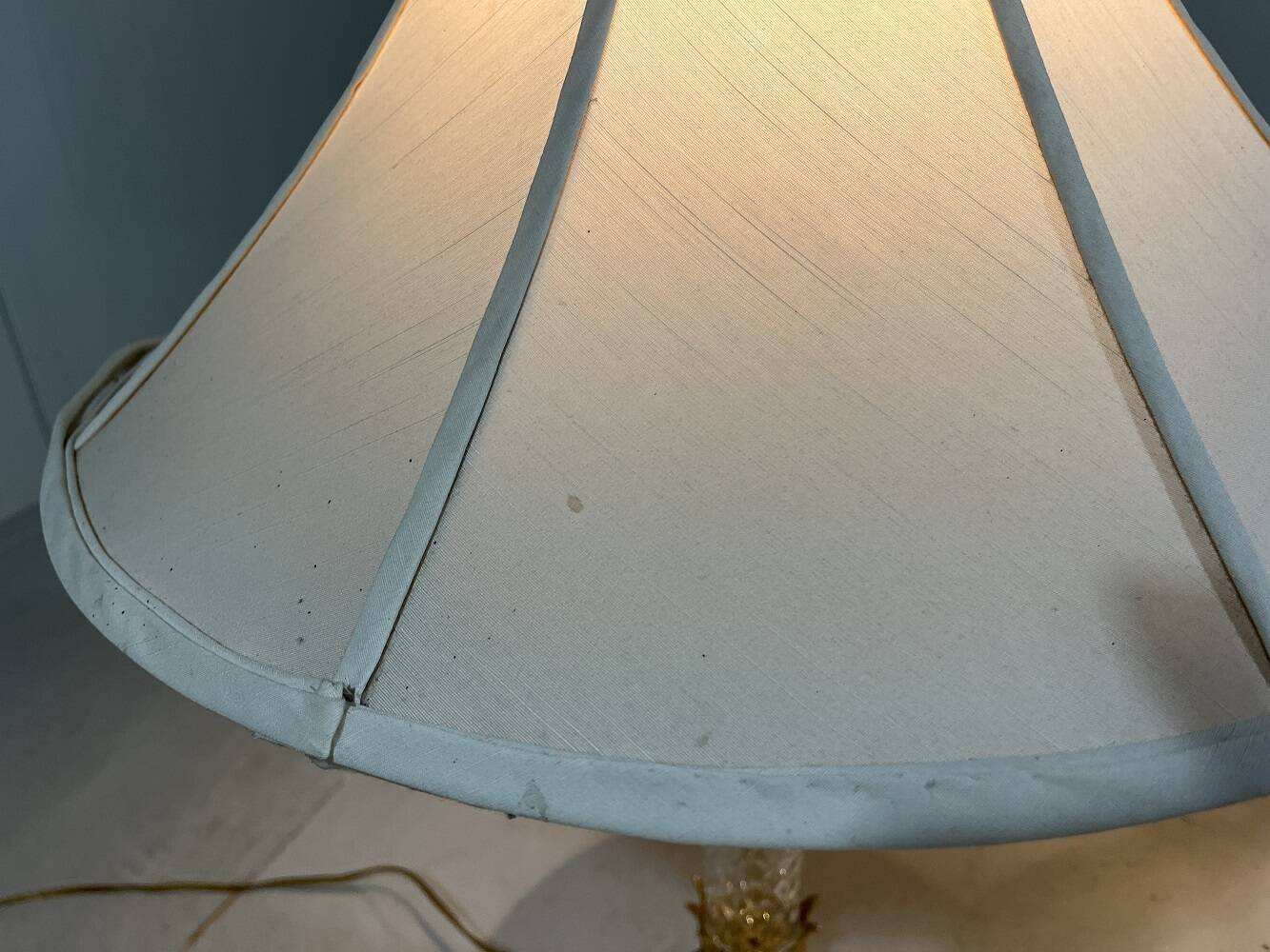 Hollywood Regency crystal & brass table lamps by Underwriters Laboratories Inc
