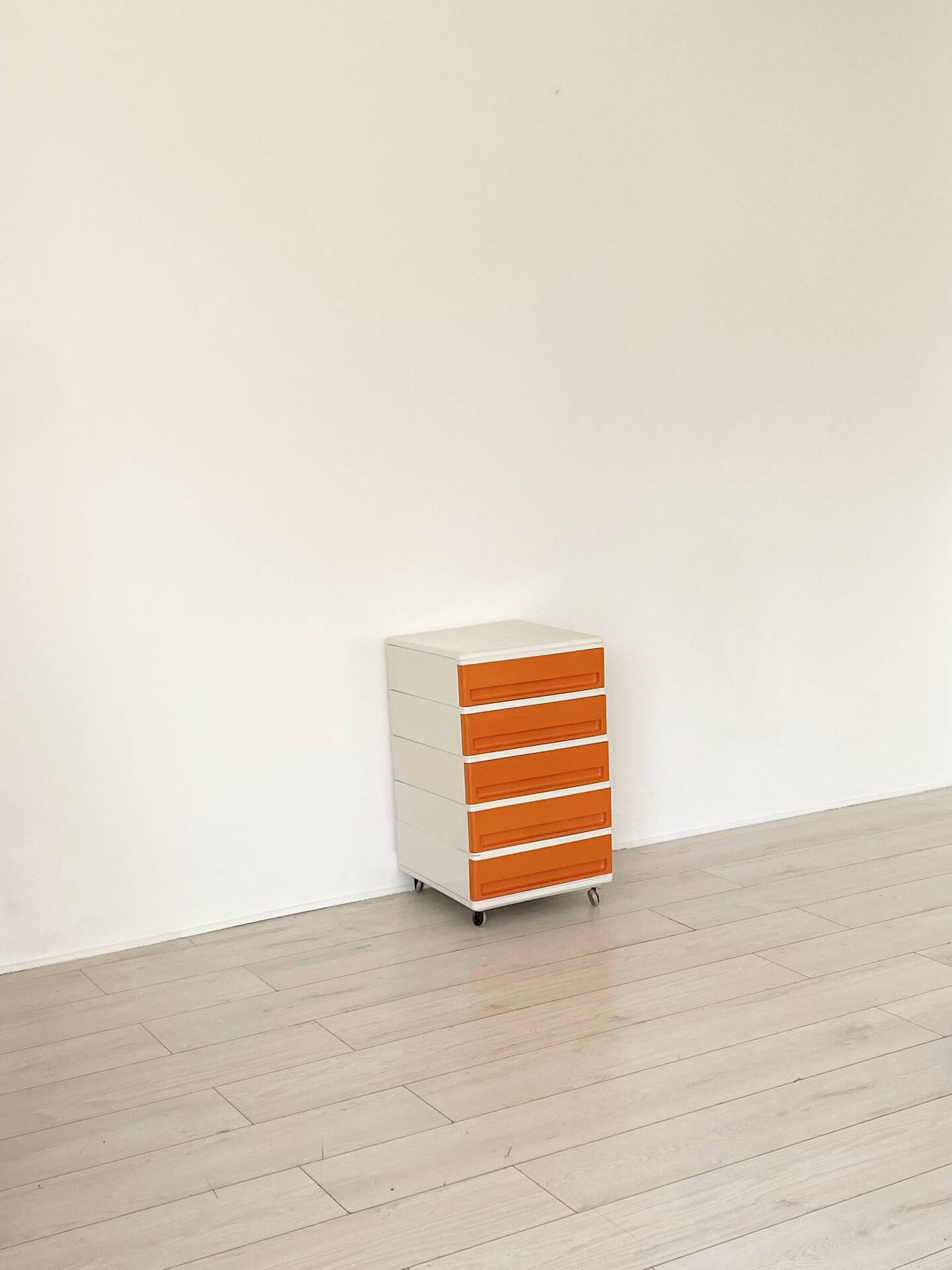 Desserte Flair plastique orange et blanc
