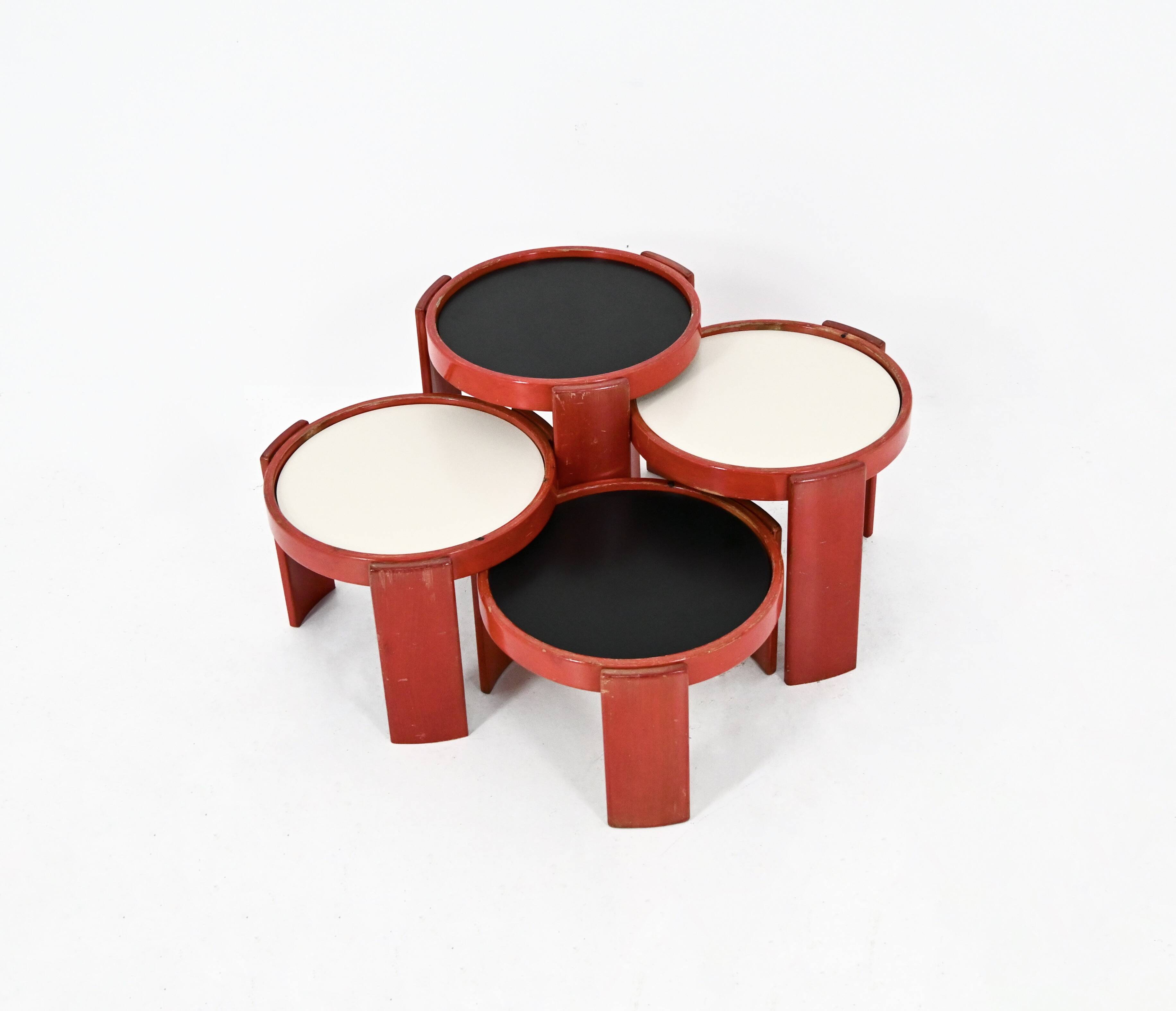 Nest tables model 780 by Gianfranco Frattini for Cassina, 1960s.