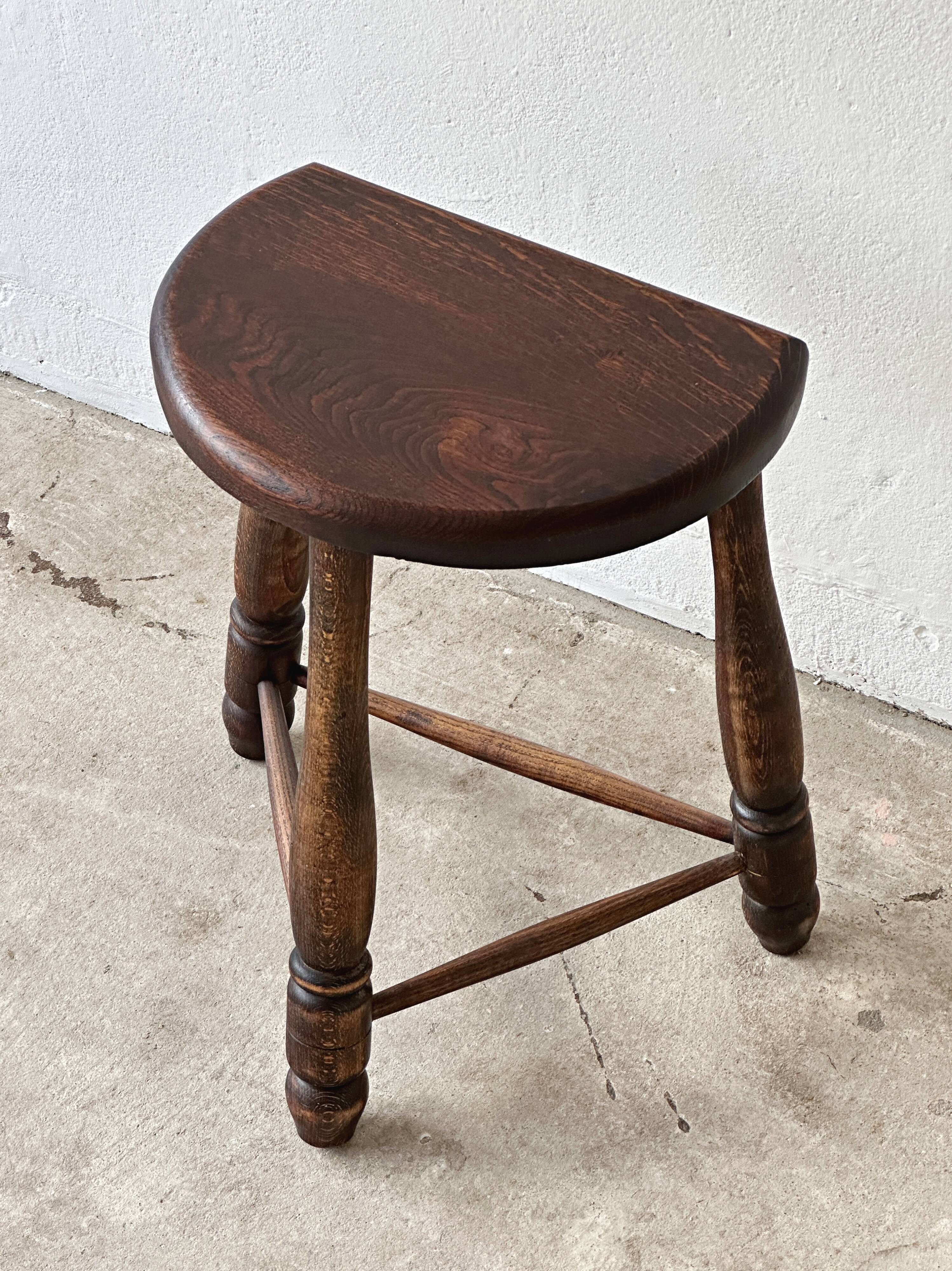 Tabouret ancien bois massif