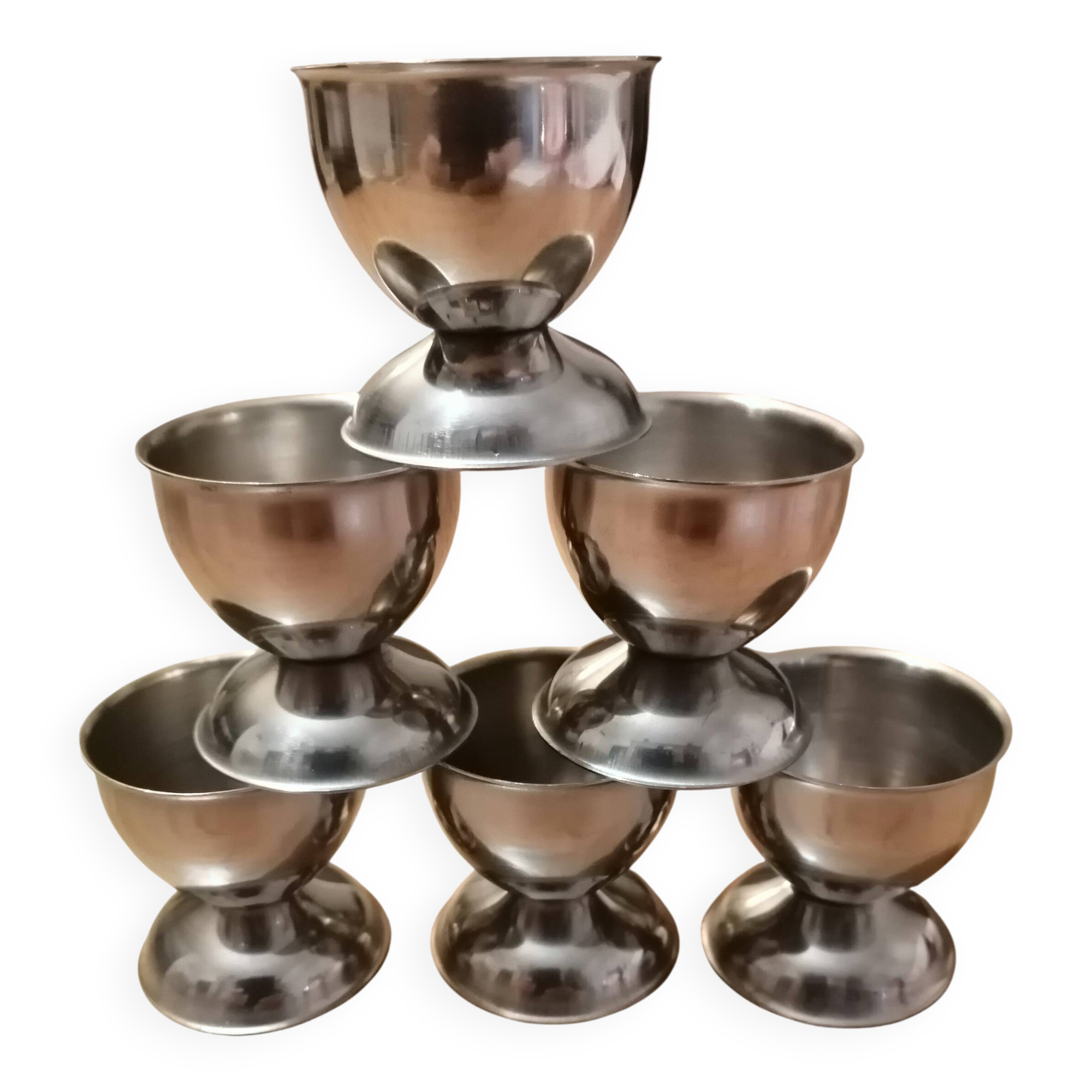 6 stainless steel egg cups