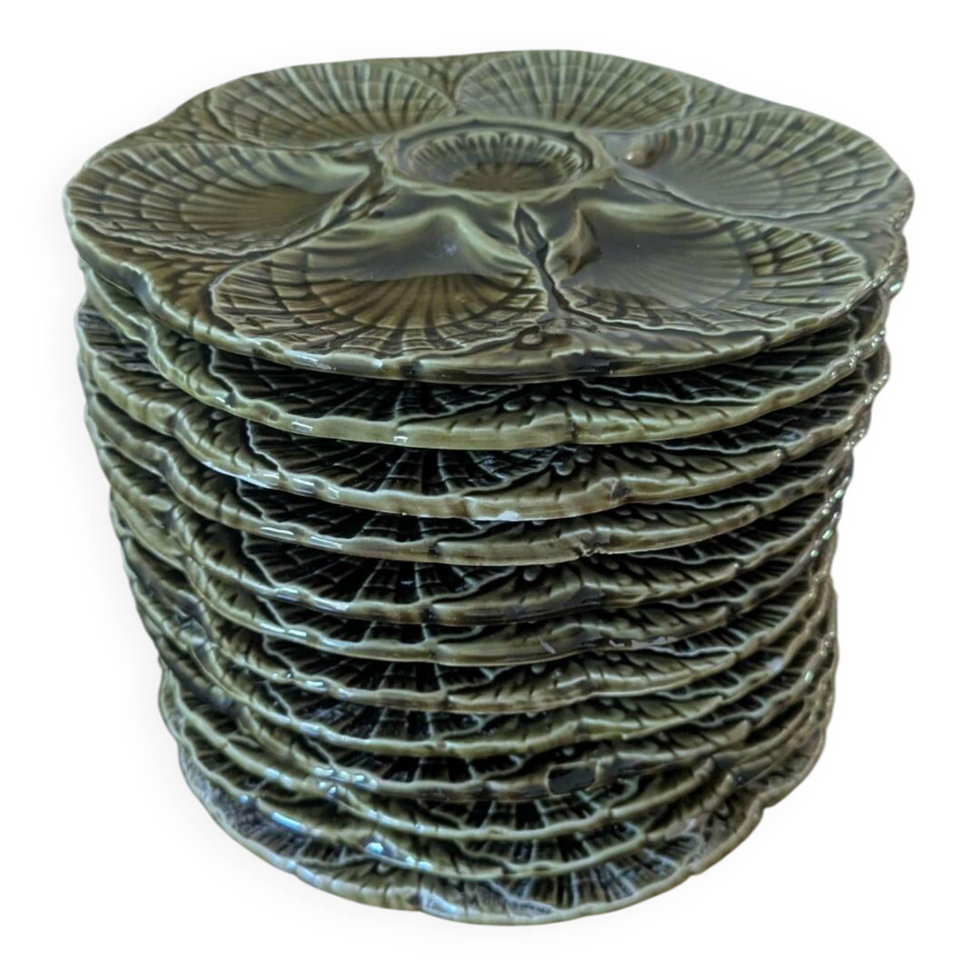Oyster service Sarreguemines in barbotine – 12 plates + large bowl