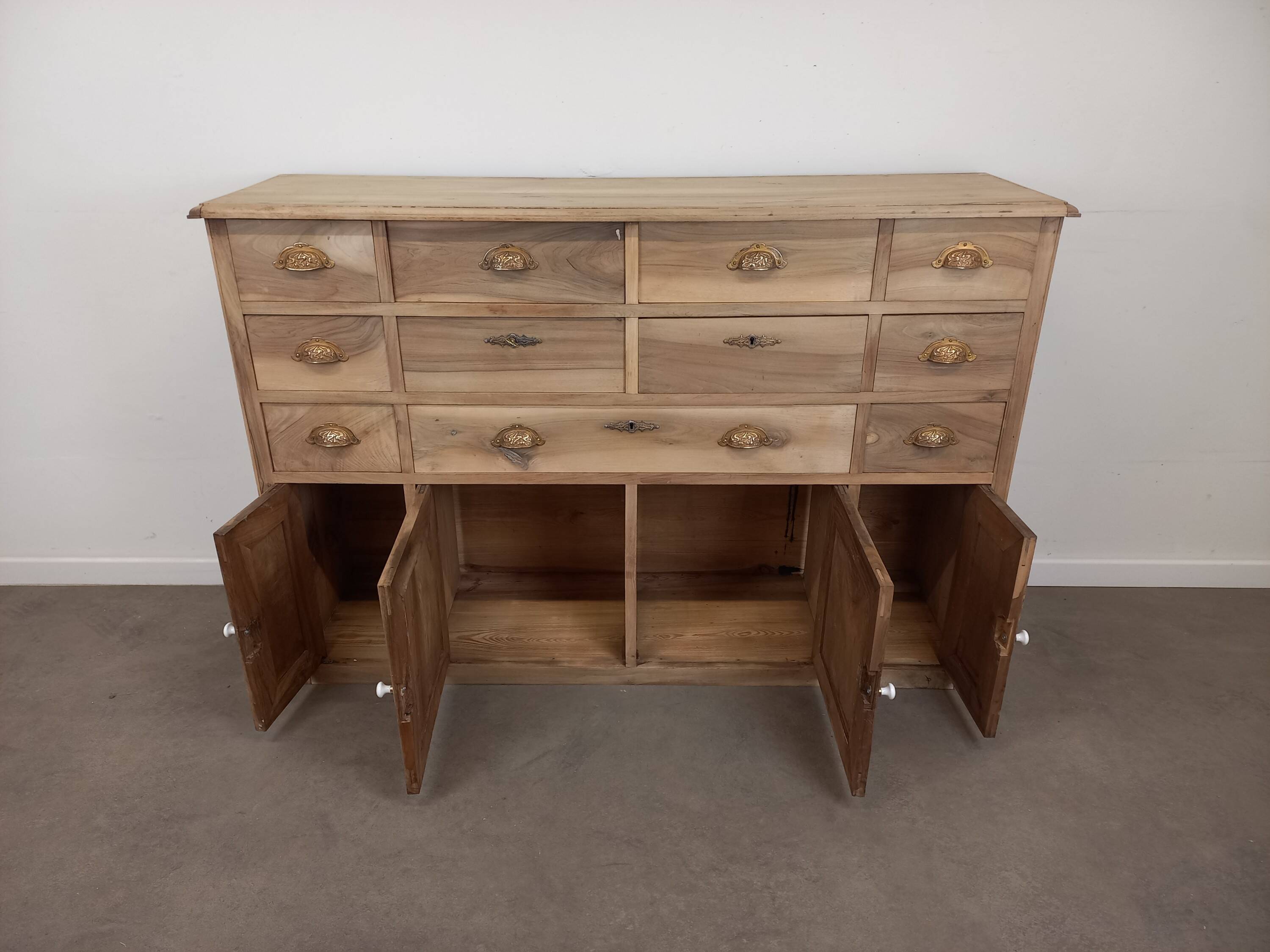 Craft cabinet with drawers