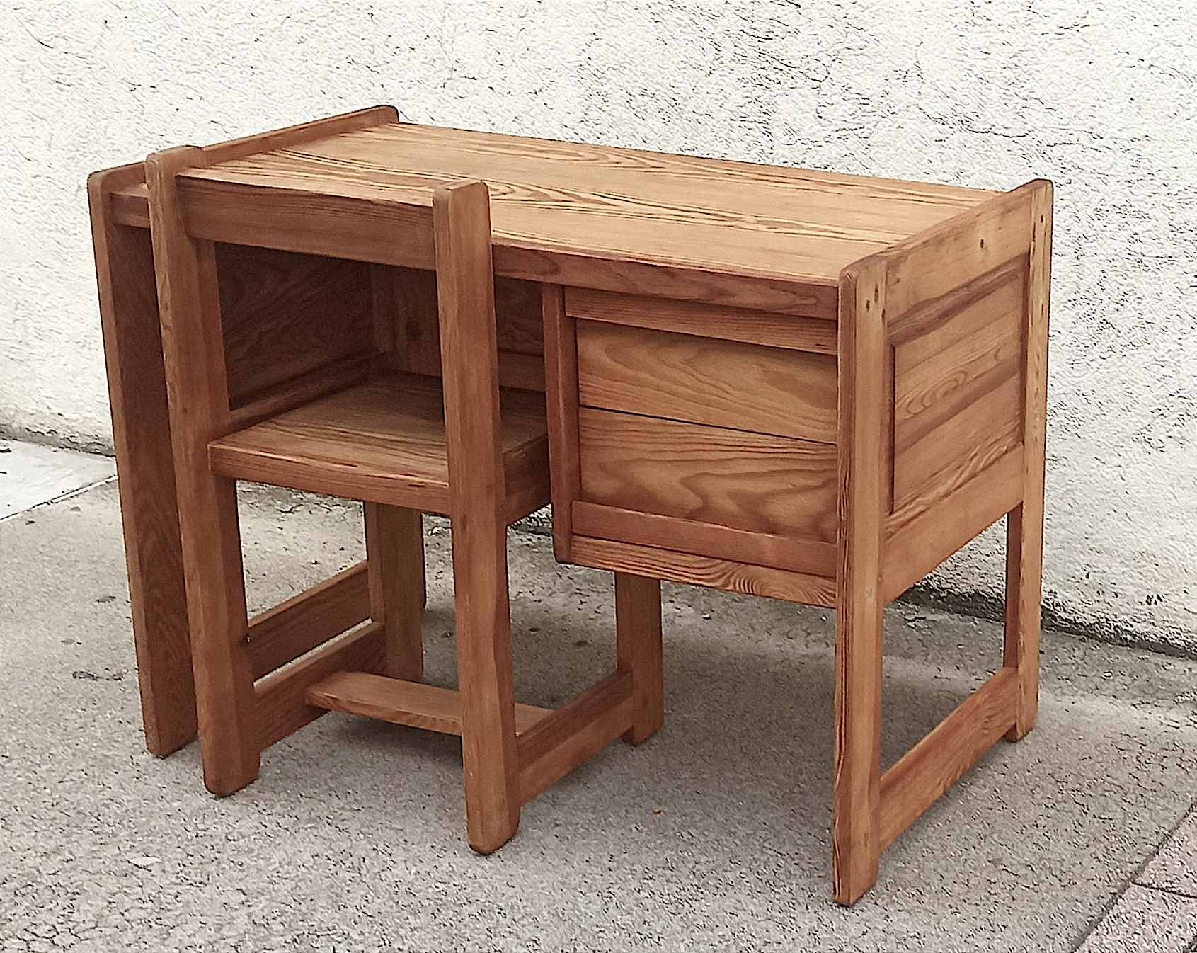 Desk and its brutalist style chair Sled legs 70s