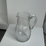 Glass carafe with handle with etched geometric grid pattern