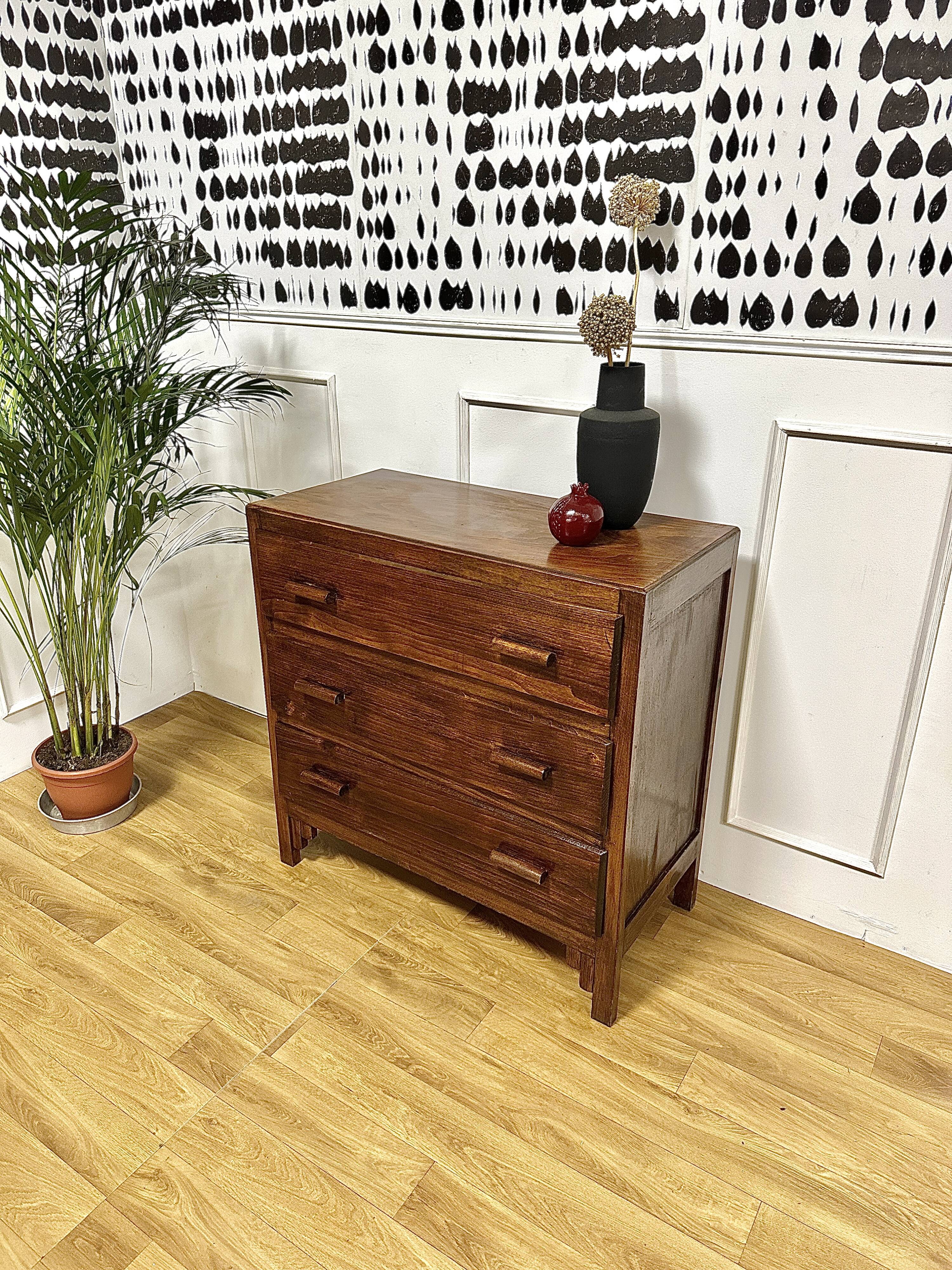 Commode vintage