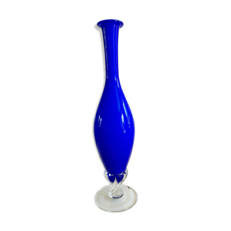 Soliflore ancien en verre bleu
