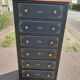Vintage chiffonnier