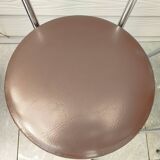3 Chaises en skaï marron chocolat des années 1960-1970, estampillées.