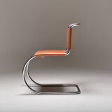 Mr10 chair series by ludwig mies van der rohe, italie 1980
