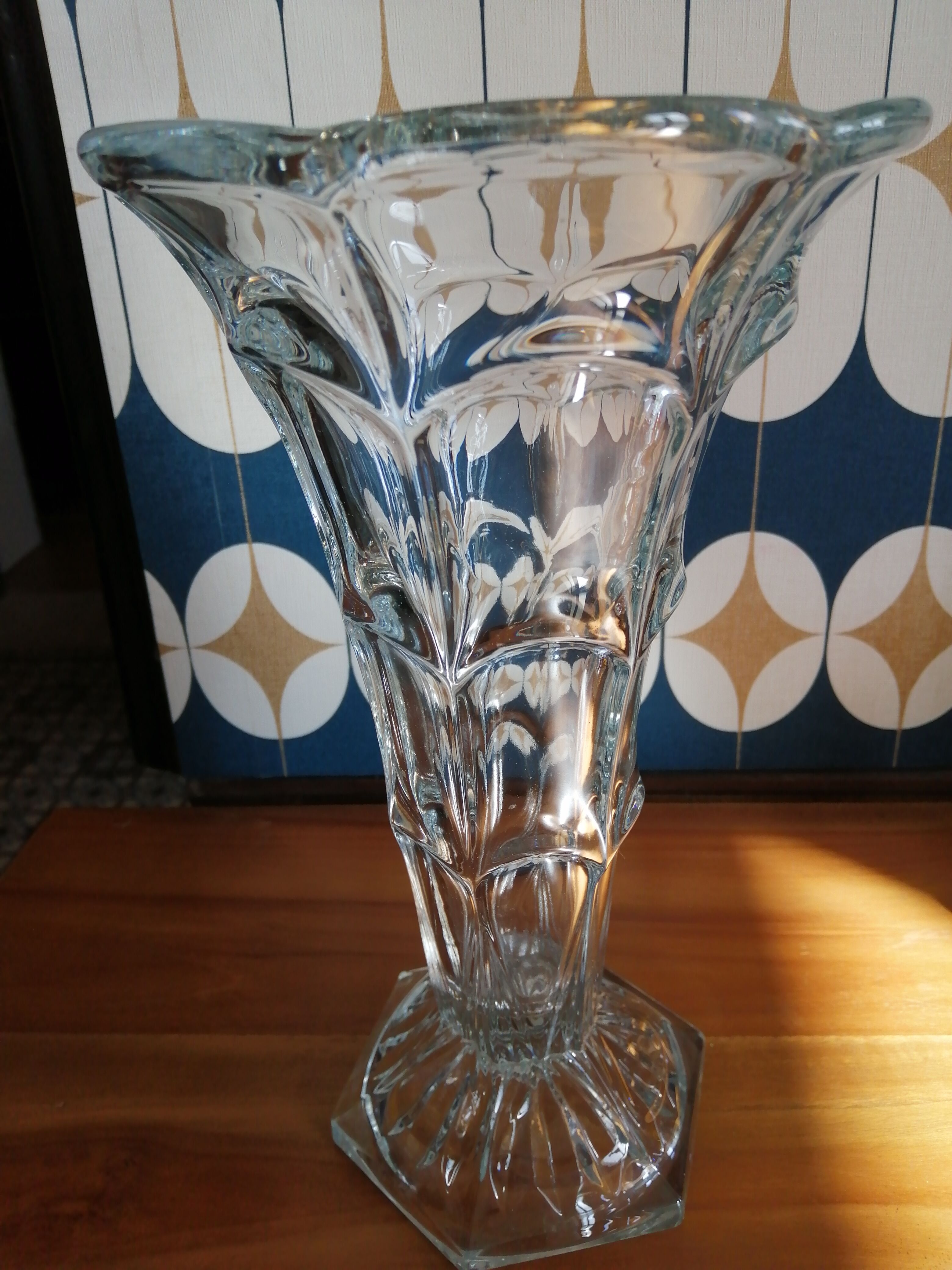 Art deco vase