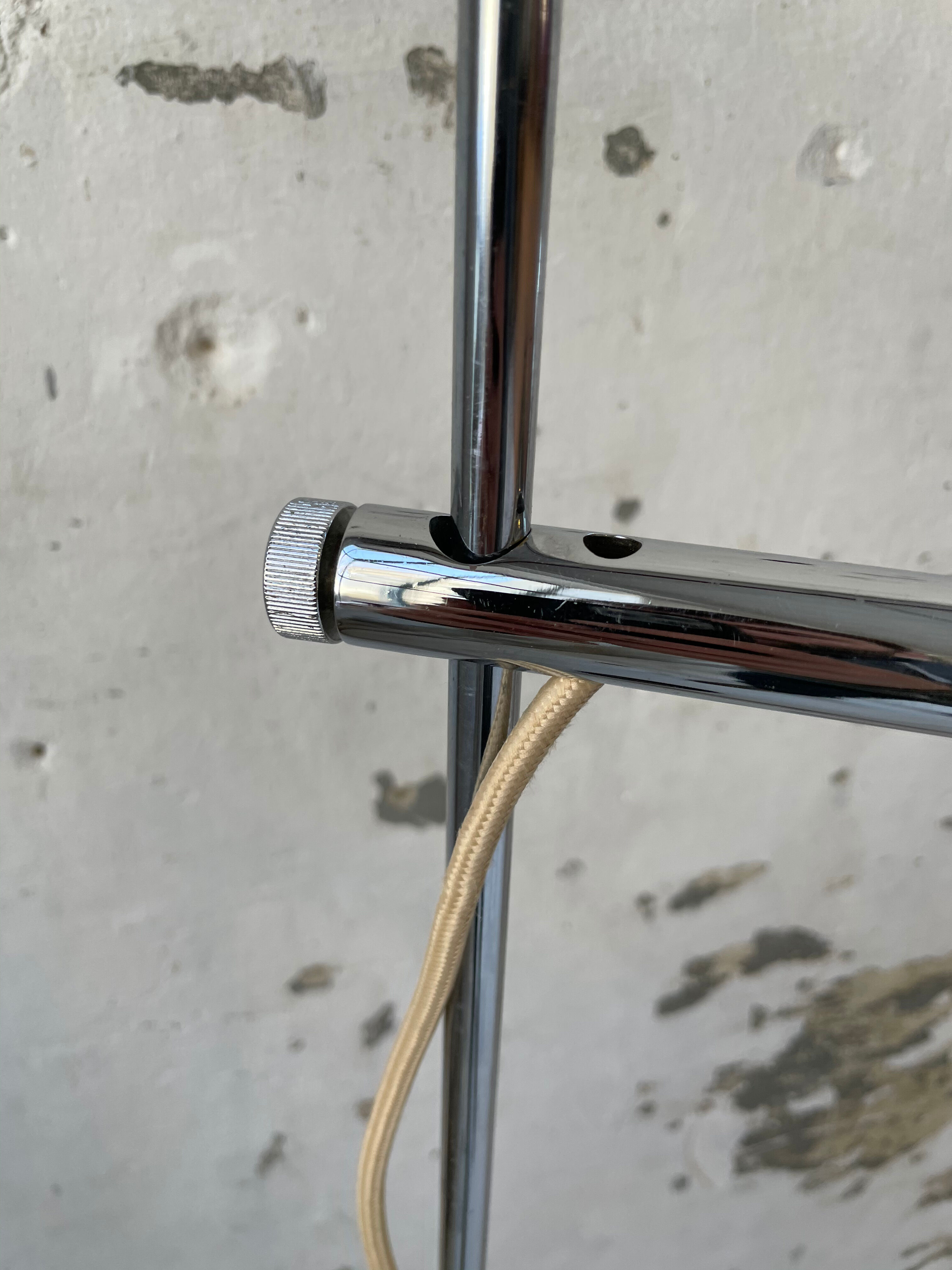 Lamppost "Oluce" design 70s