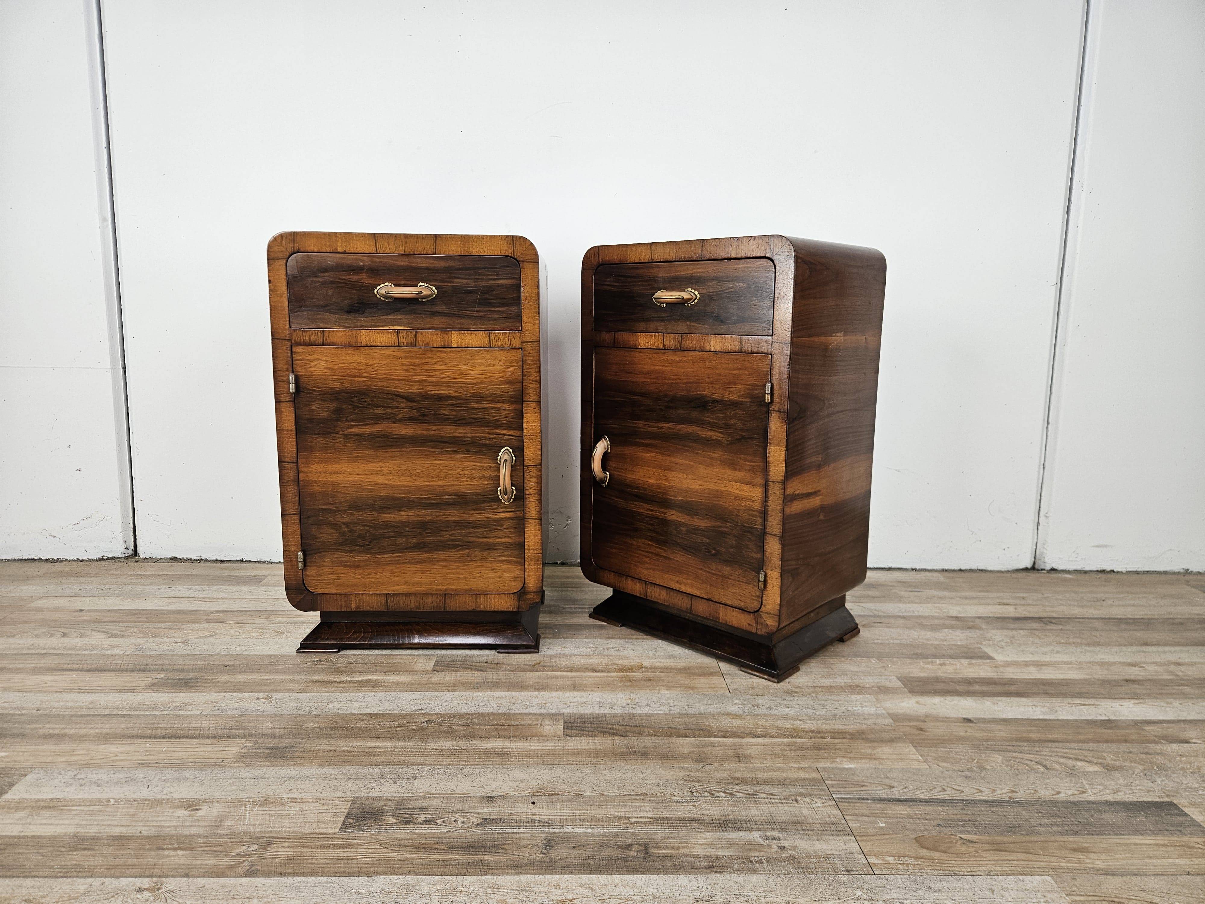 Art Decò walnut bedside tables with door and drawer
